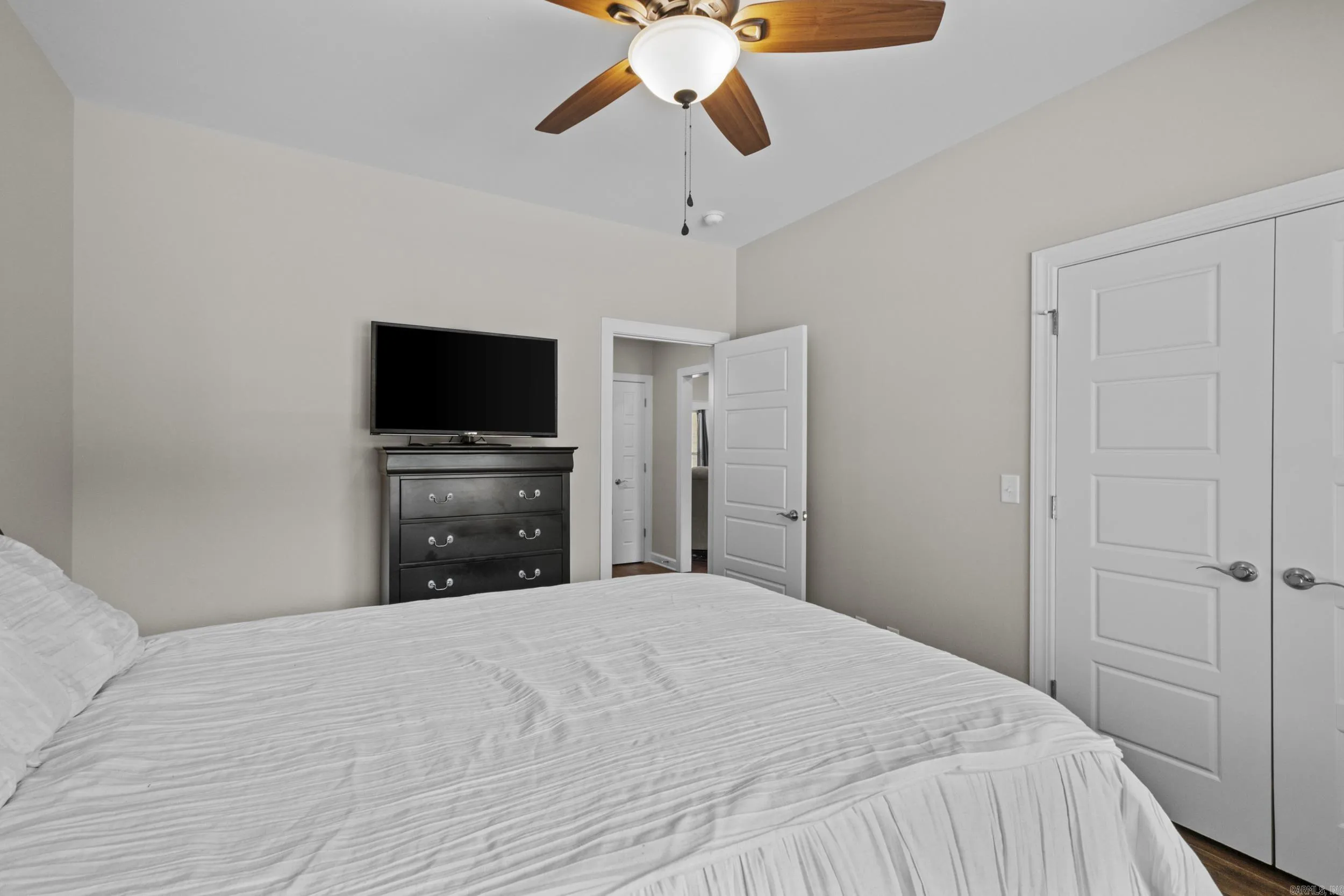Property at 21  Turnberry lane - Image 34