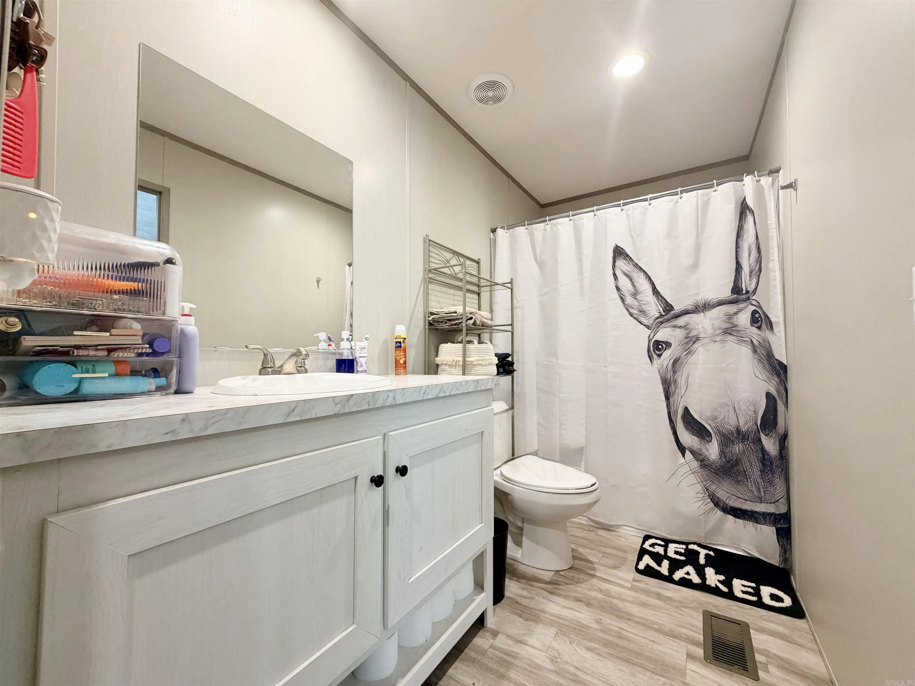 Property at 160 & 170  Honey bee road - Image 12