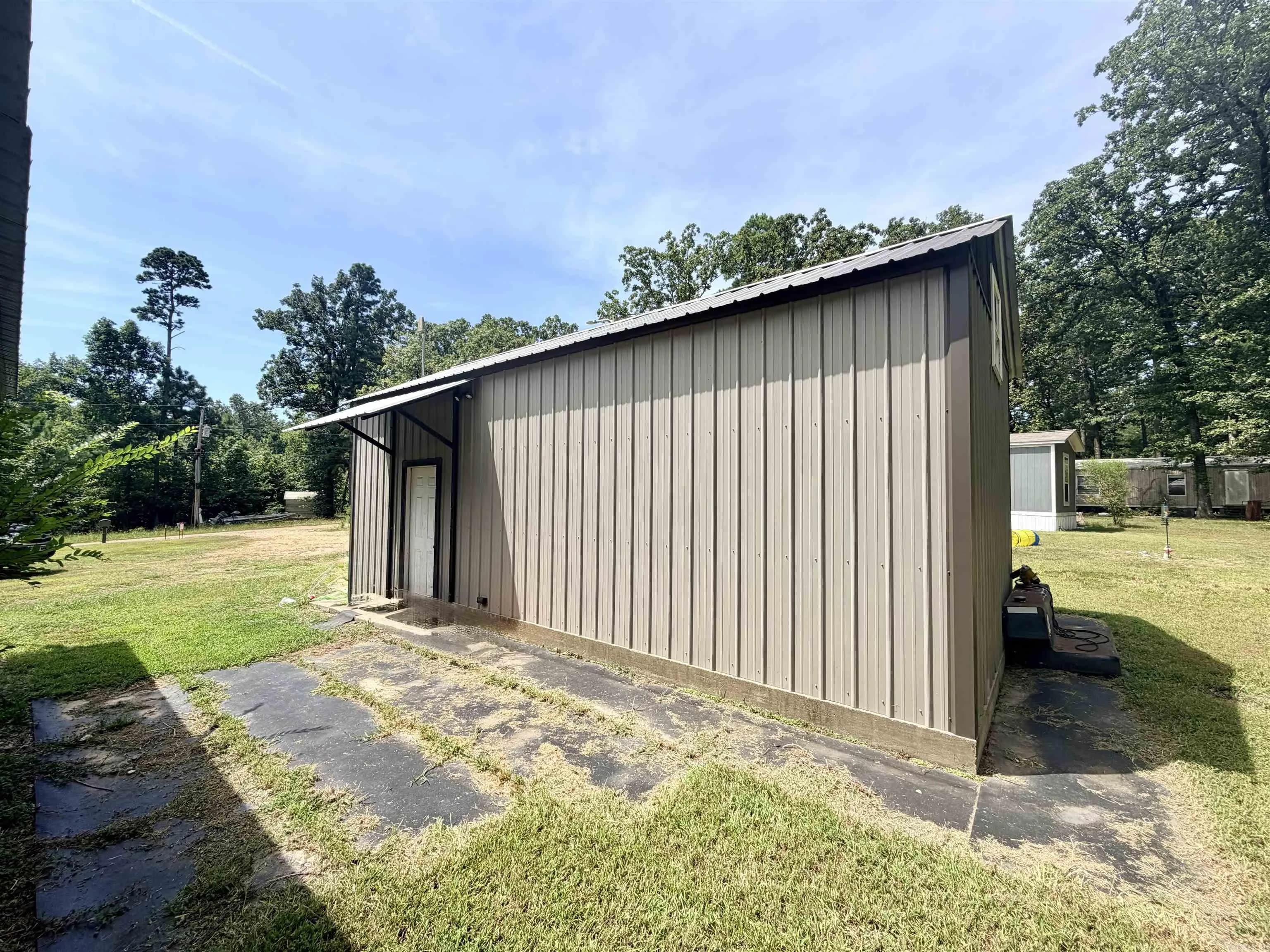 Property at 160 & 170  Honey bee road - Image 18