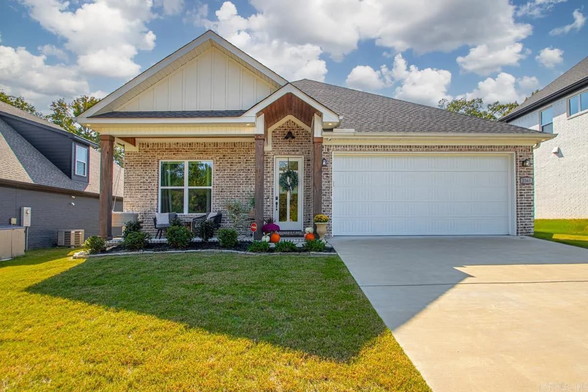 Property at 2565  Kara - Image 1