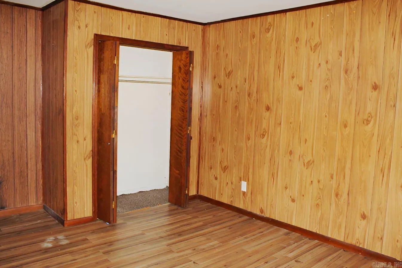 Property at 2012  Poplar - Image 17