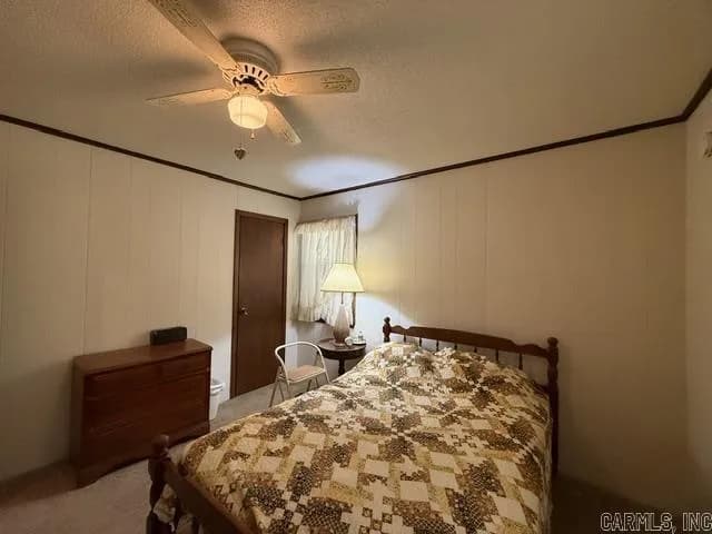 Property at 3015  Debra - Image 18