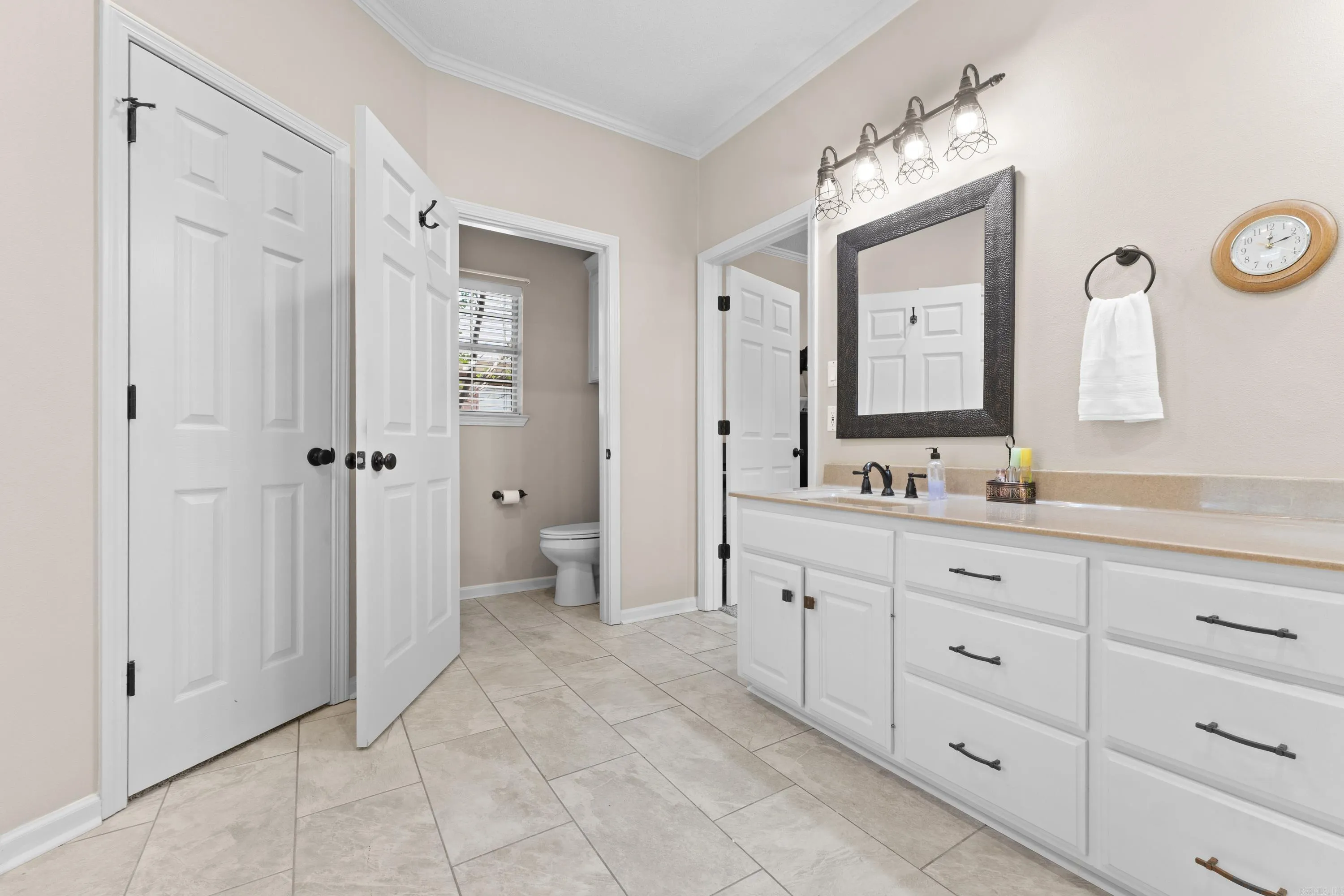 Property at 1515  John ed - Image 23