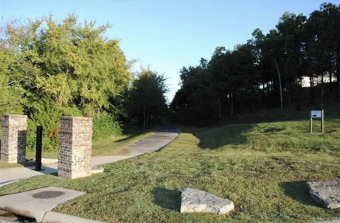 Property at 1045  Edinburgh drive - Image 7