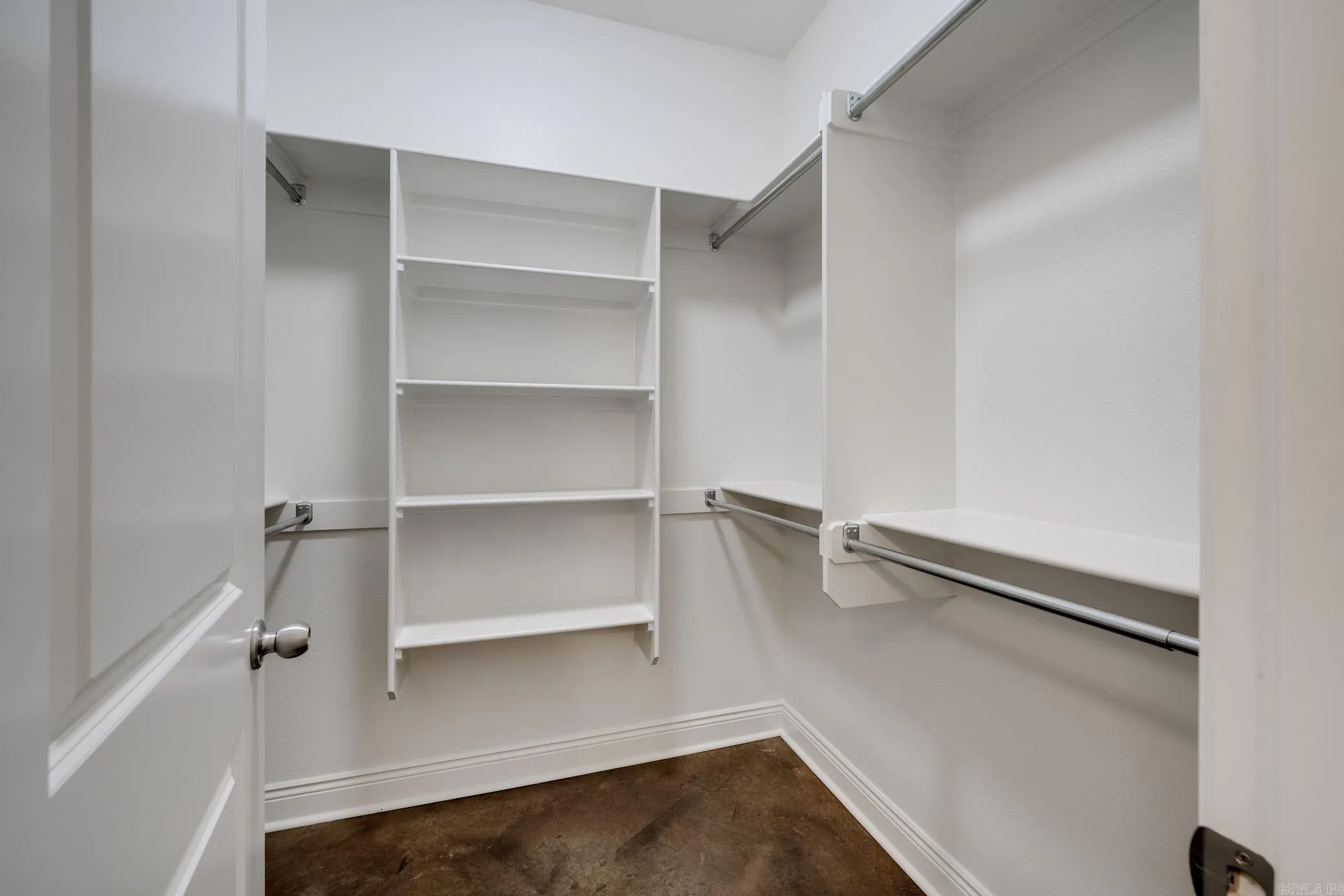 Property at 1525  Cherry bark - Image 20