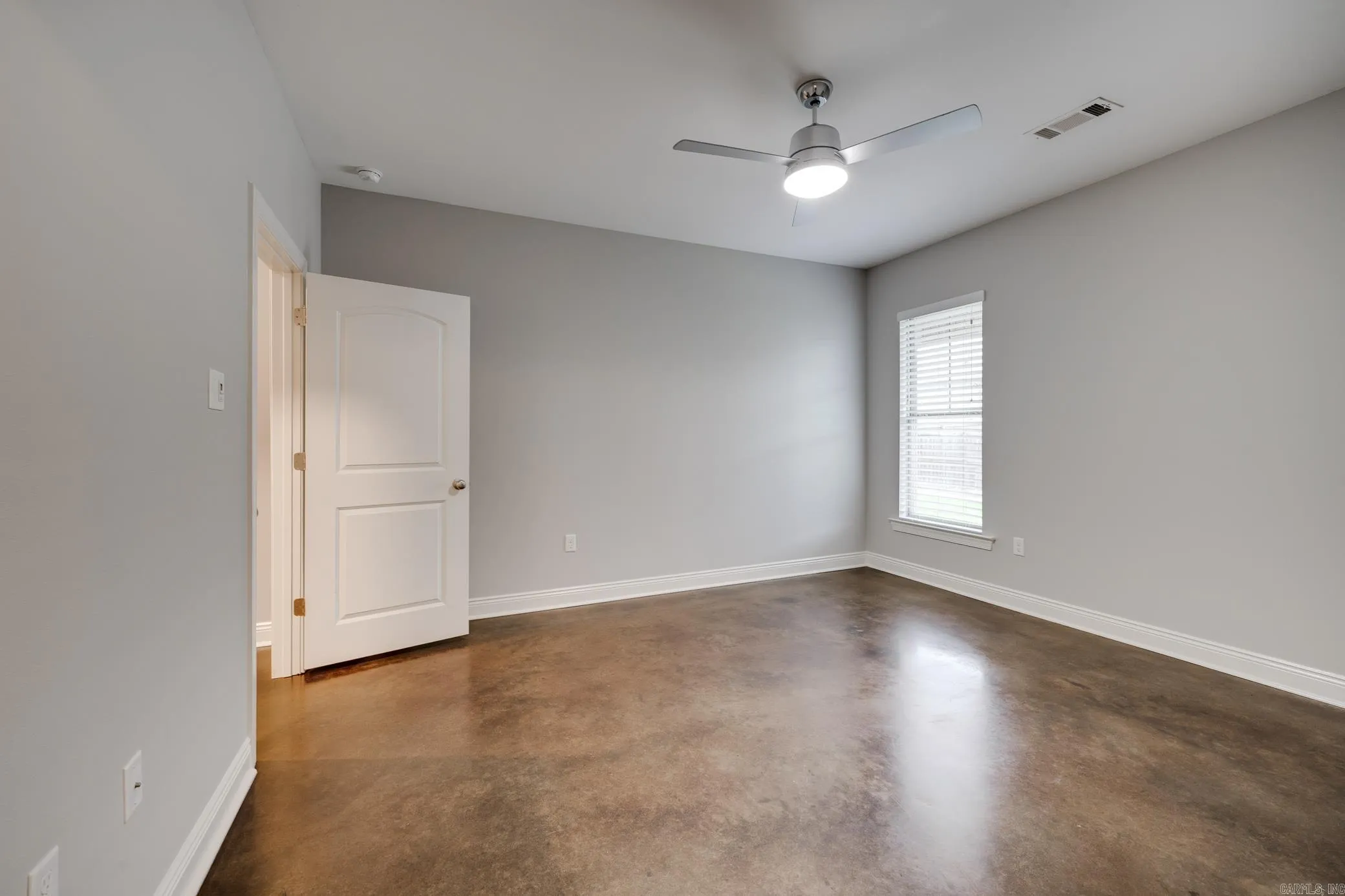 Property at 1525  Cherry bark - Image 18
