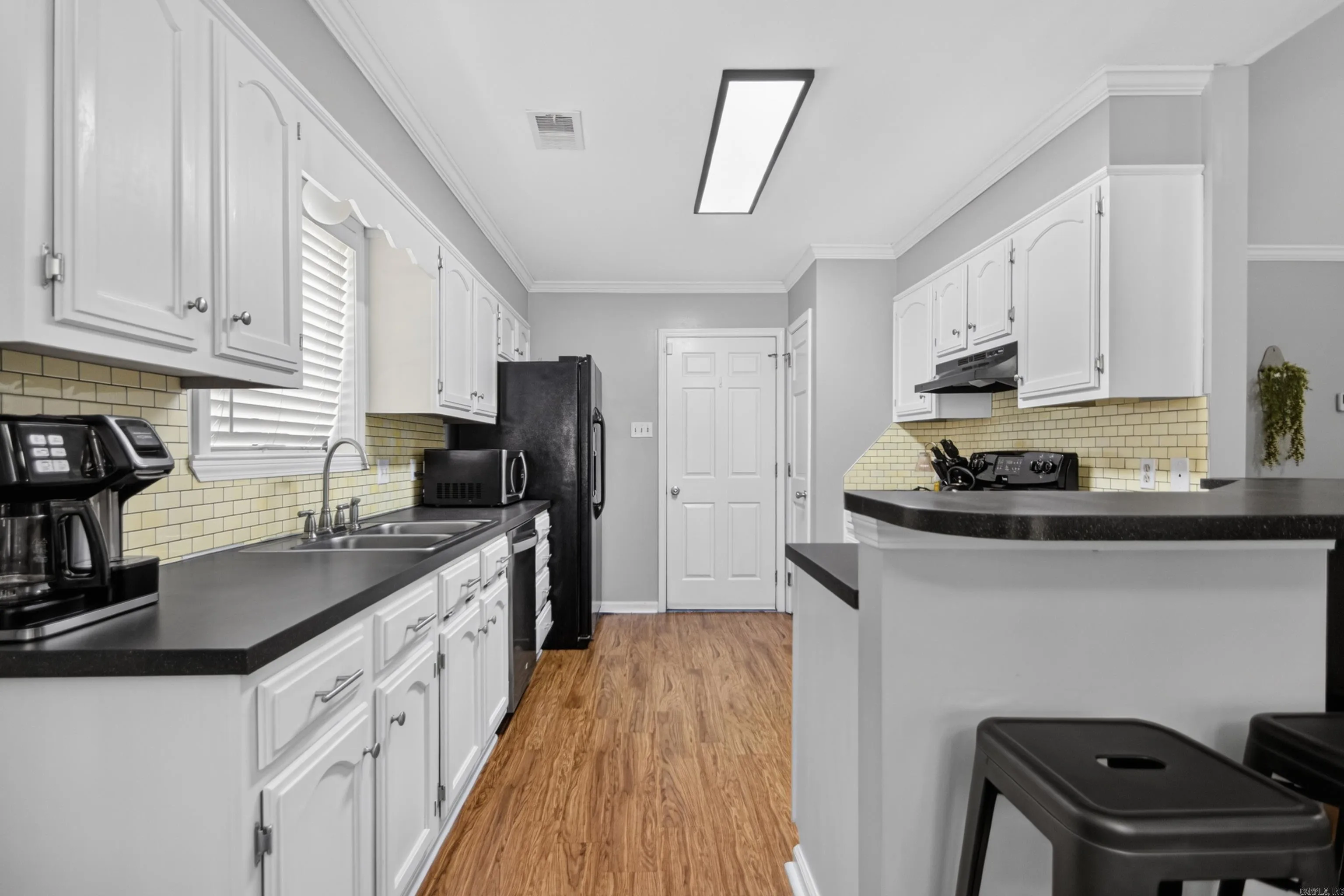 Property at 27  Oak ridge - Image 12