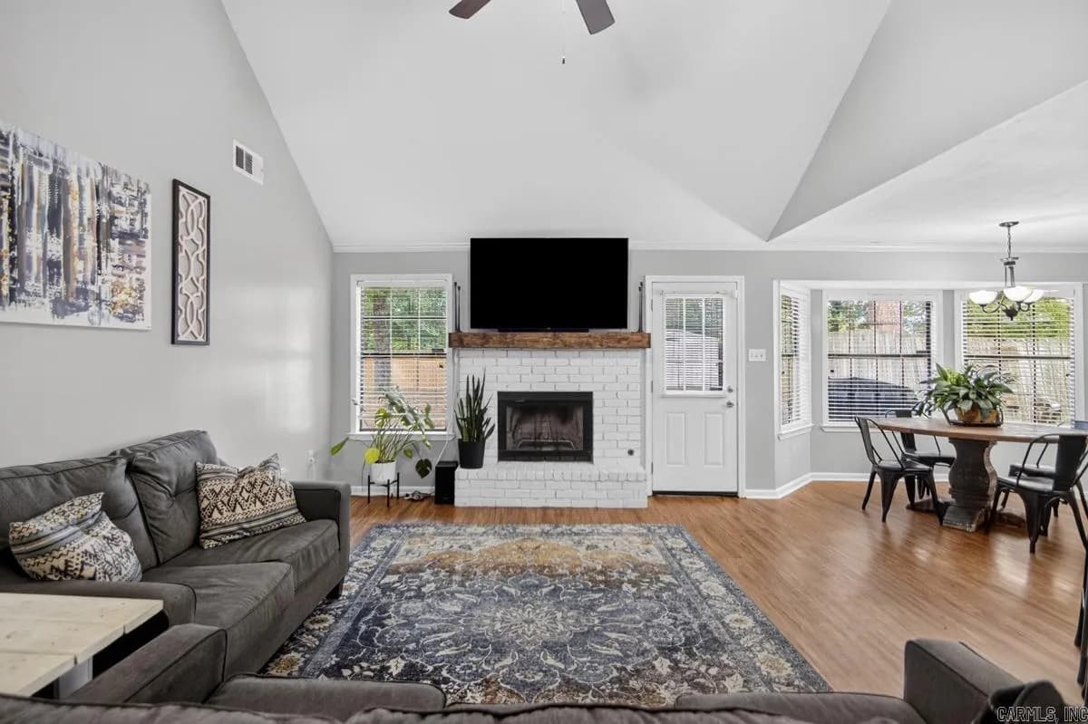 Property at 27  Oak ridge - Image 6