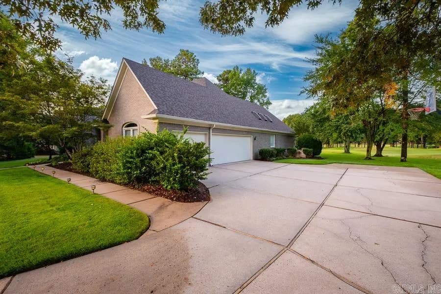 Property at 66  Chenal circle - Image 50