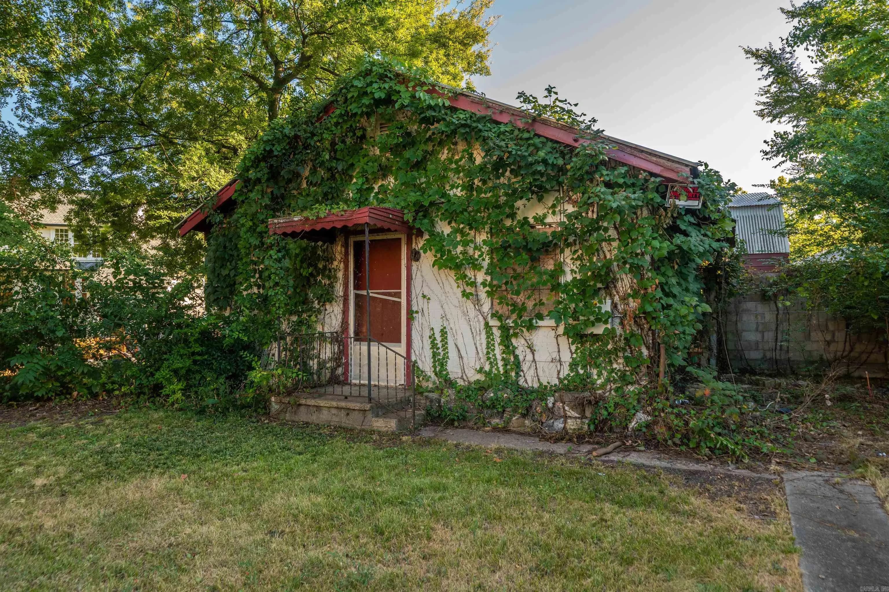Property at 221  Hazel - Image 45