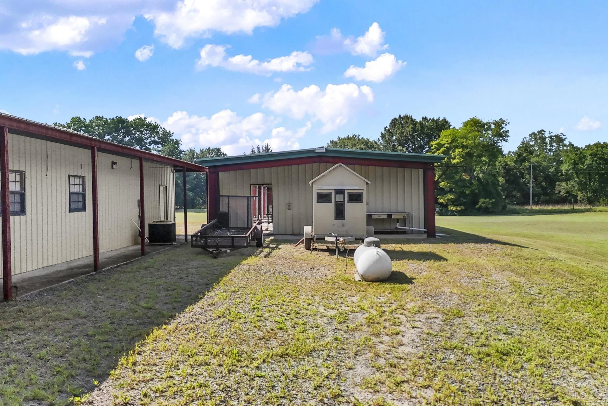 Property at 100  County road 866 - Image 7