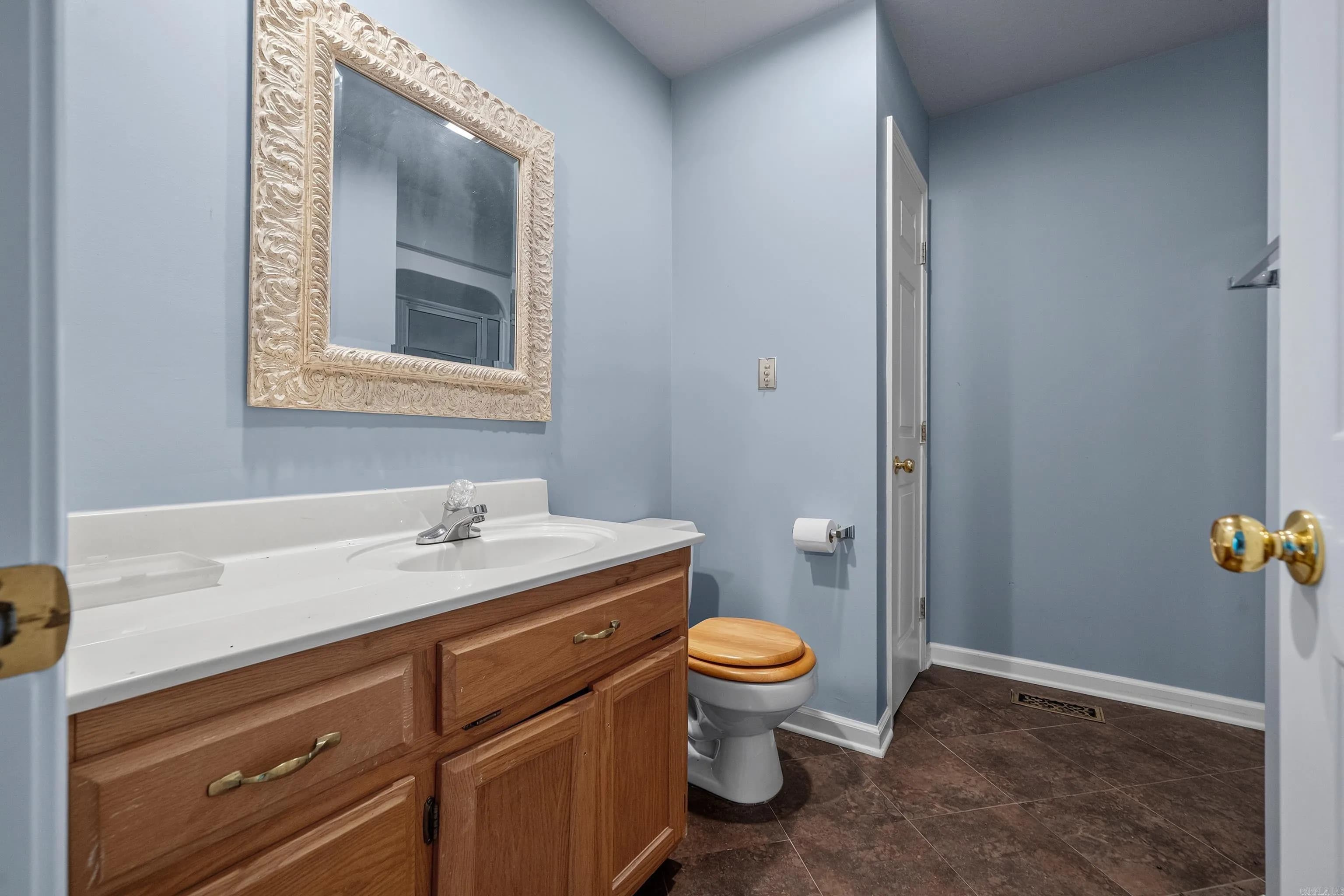 Property at 104  Waters edge - Image 30