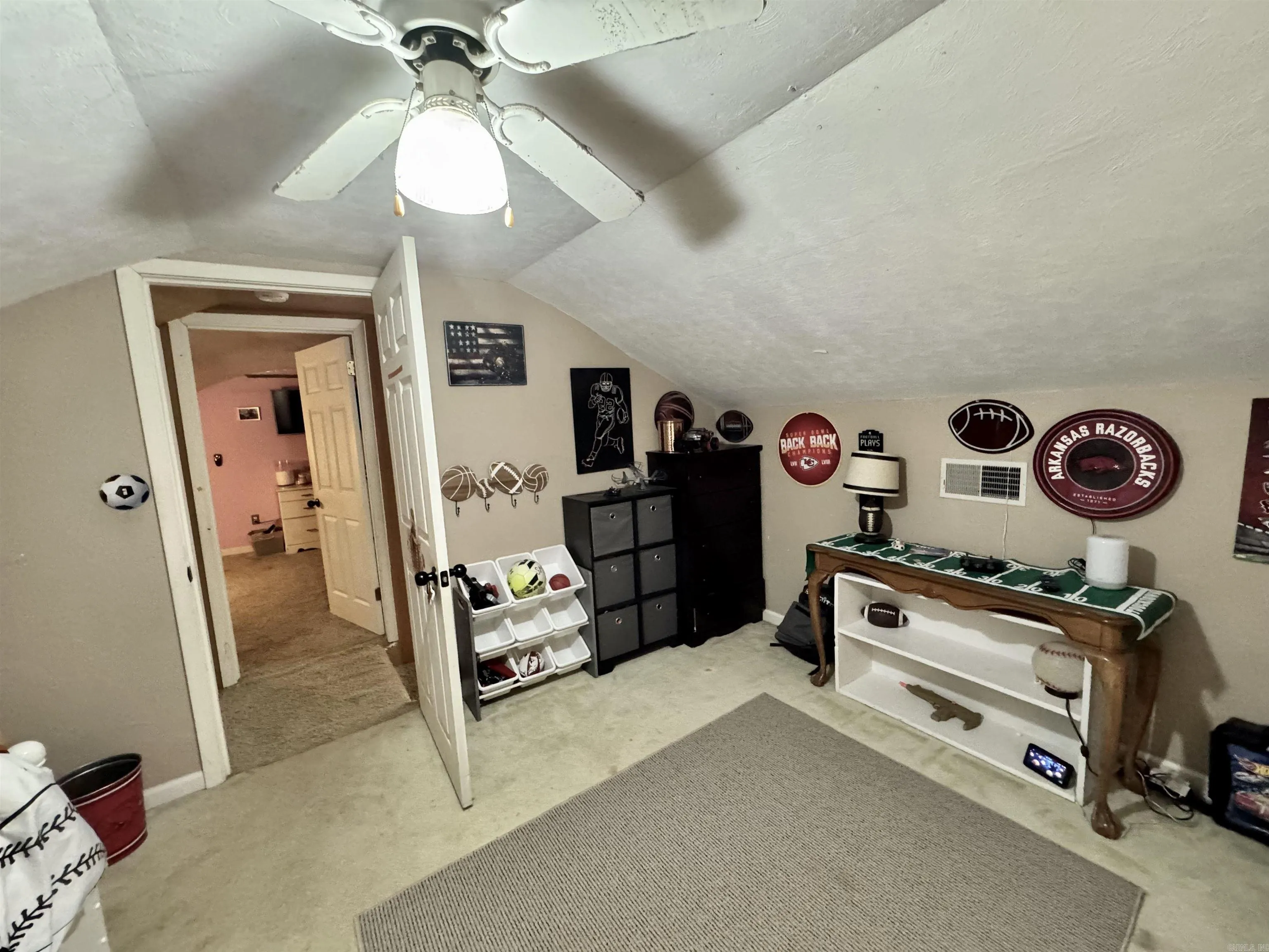Property at 30  Highland - Image 29