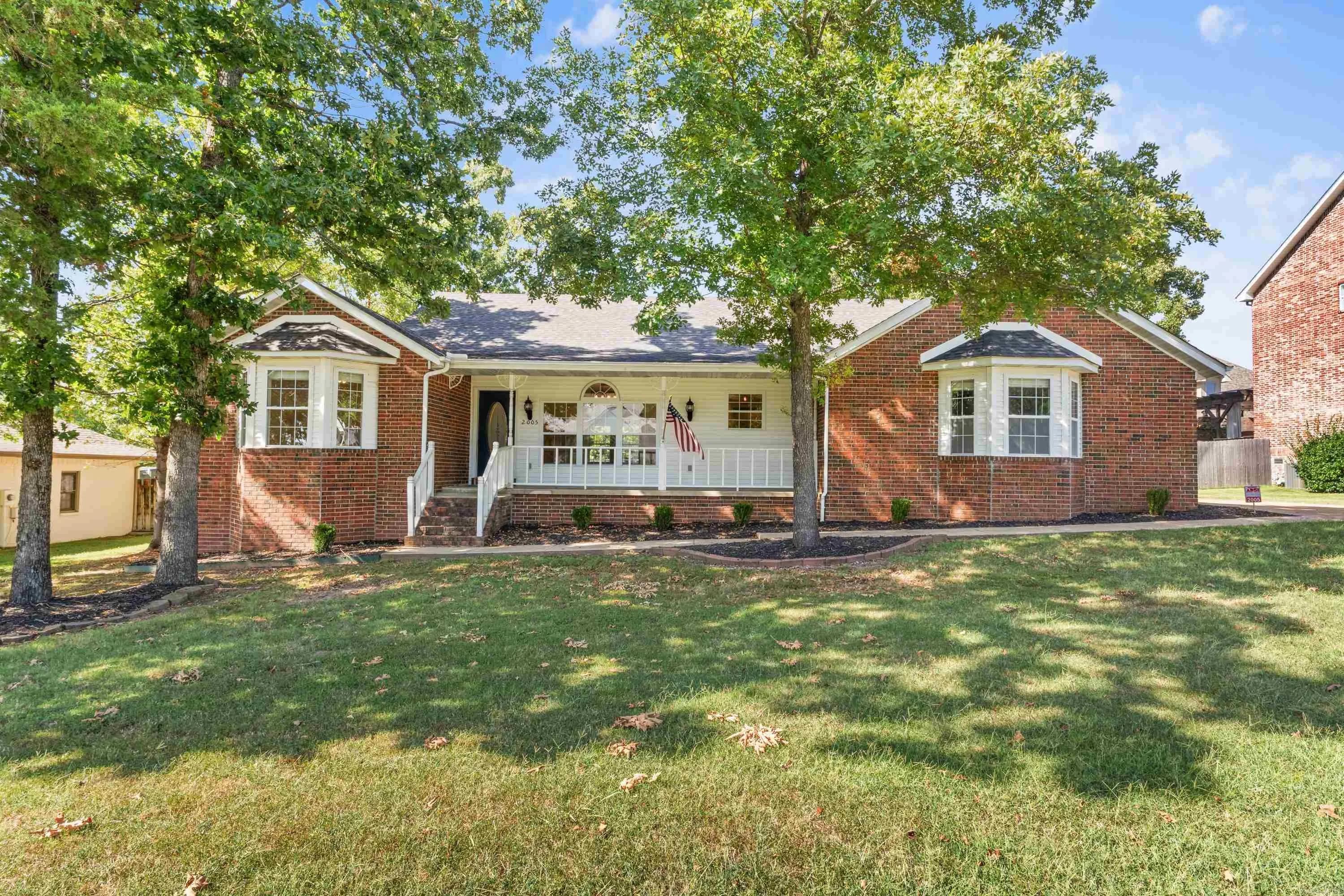 Property at 2005  Brentwood drive - Image 1