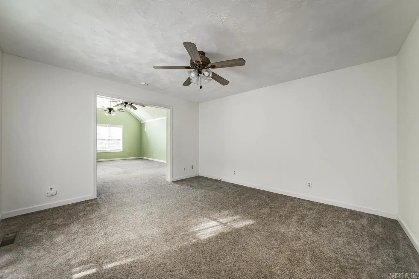 Property at 40  Woodsvine - Image 11