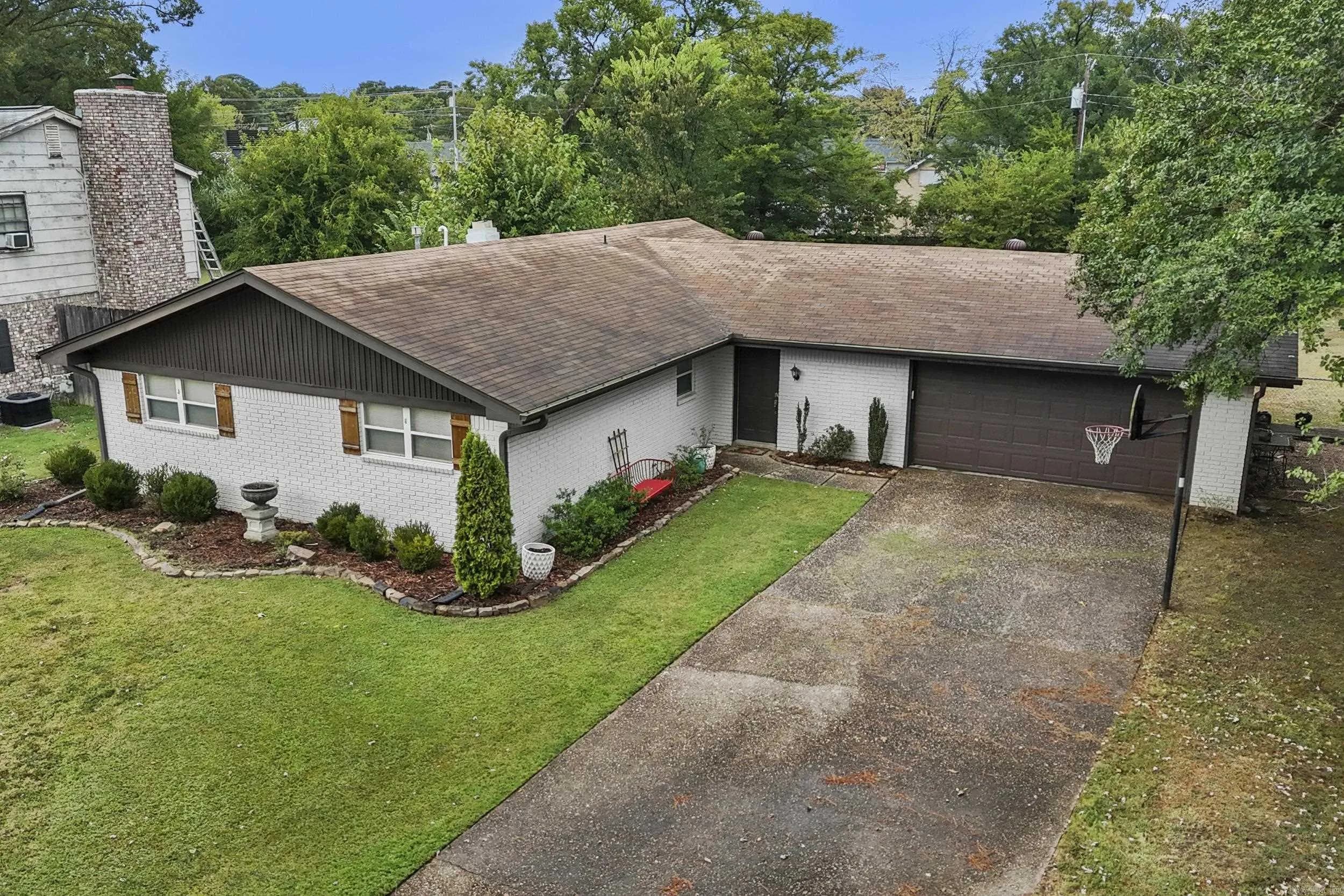 Property at 12  Burford - Image 11