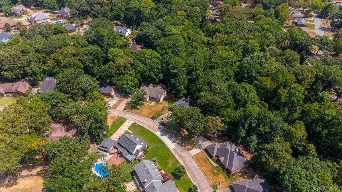 Property at 1185  Cambridge circle - Image 49