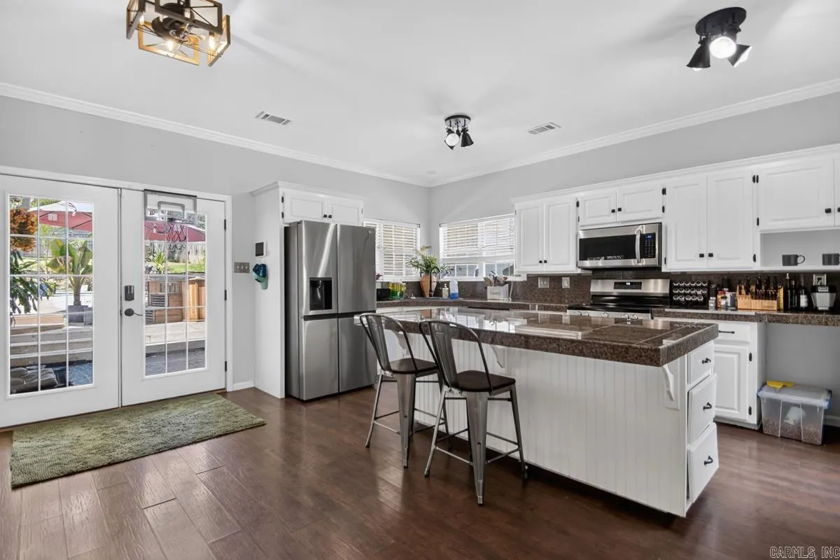 Property at 1185  Cambridge circle - Image 13