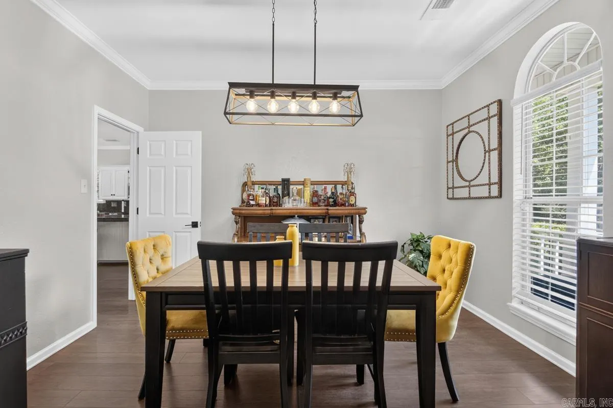 Property at 1185  Cambridge circle - Image 10