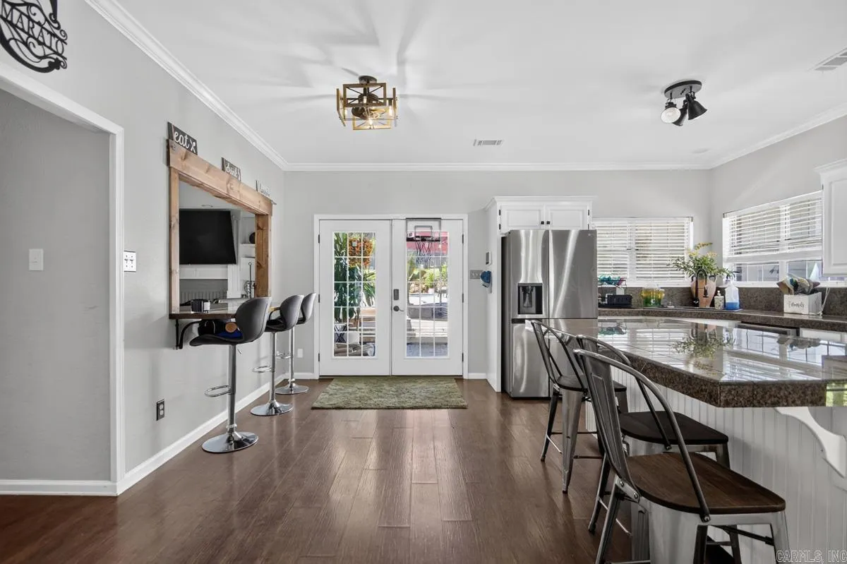Property at 1185  Cambridge circle - Image 17