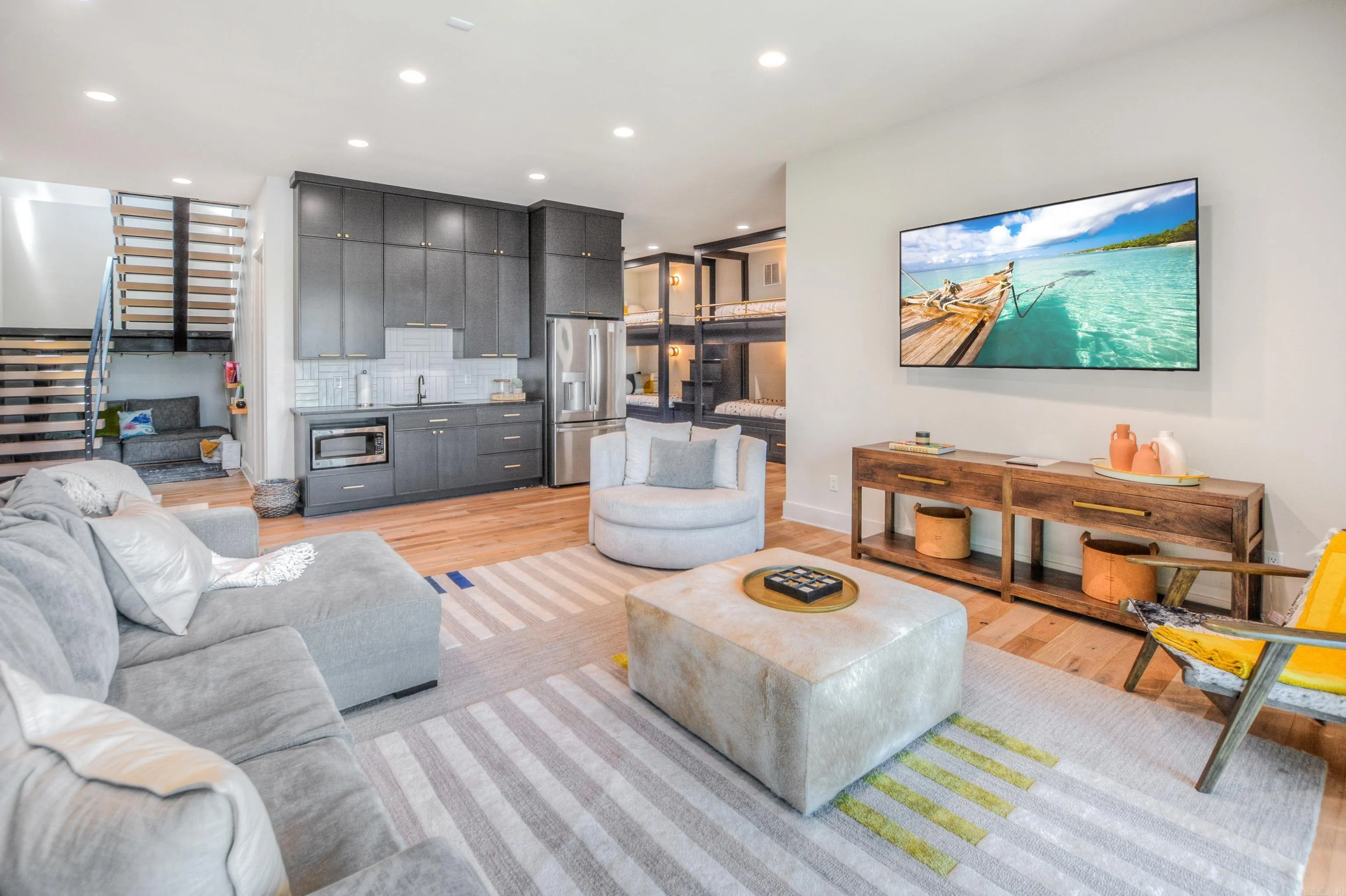 Property at 207  Summertime bay - Image 25