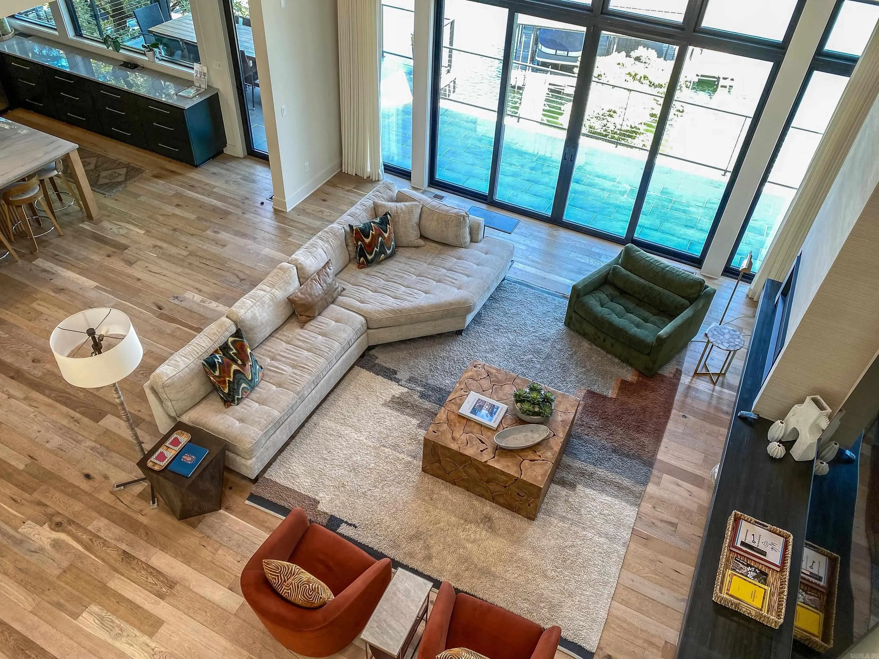 Property at 207  Summertime bay - Image 11