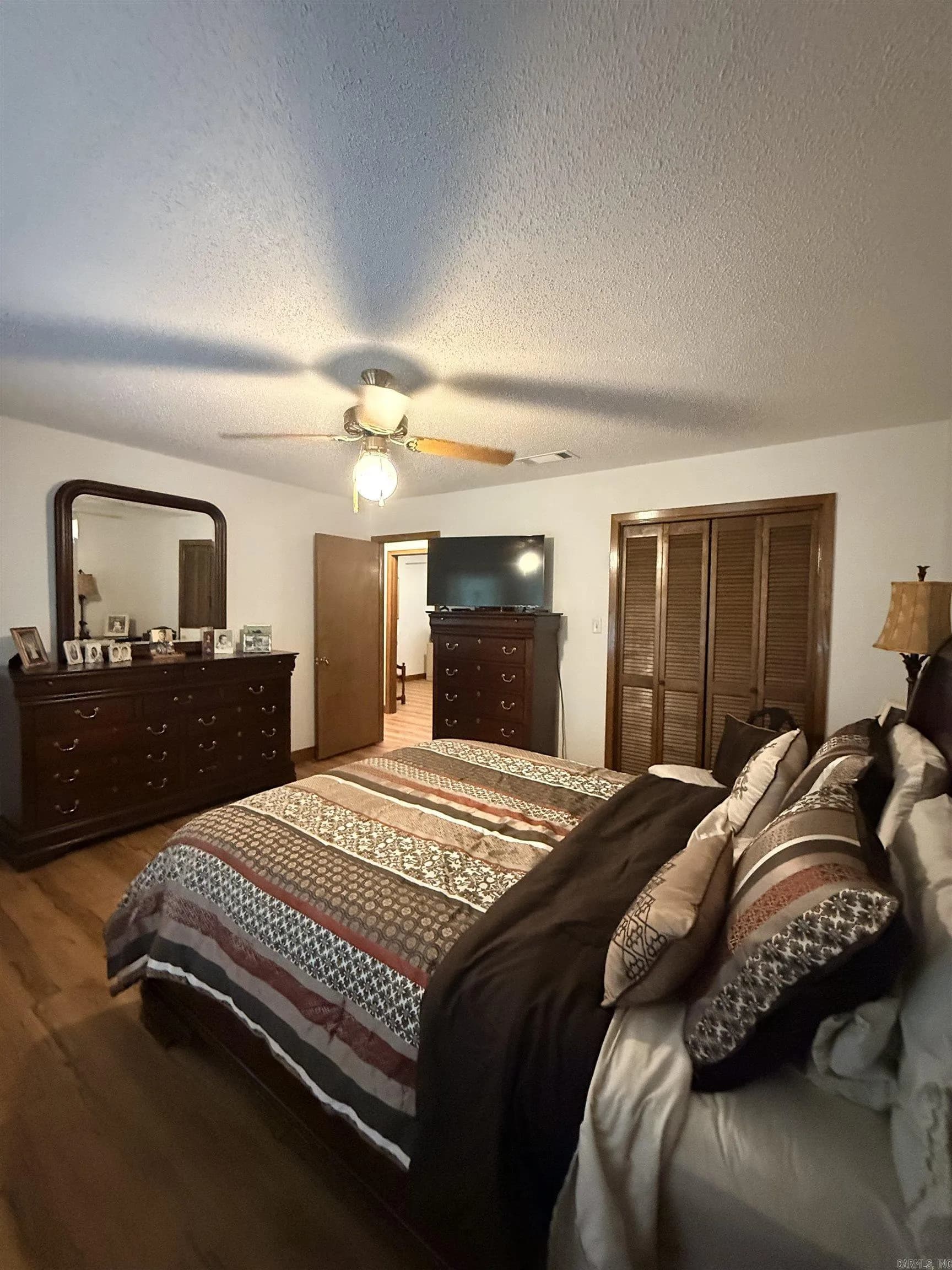 Property at 913  Matt - Image 19