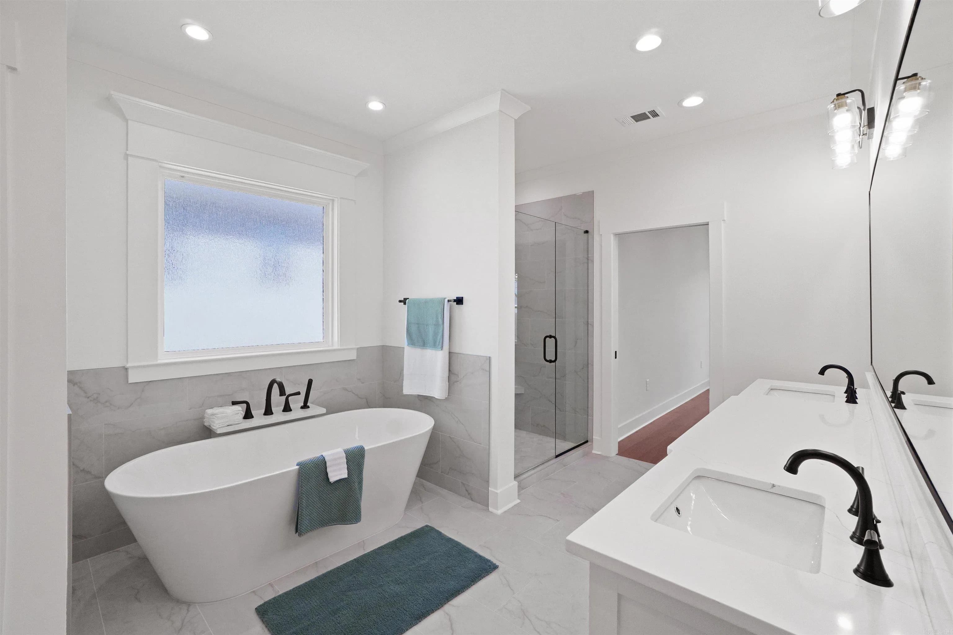 Property at 1650  Dolphin - Image 22