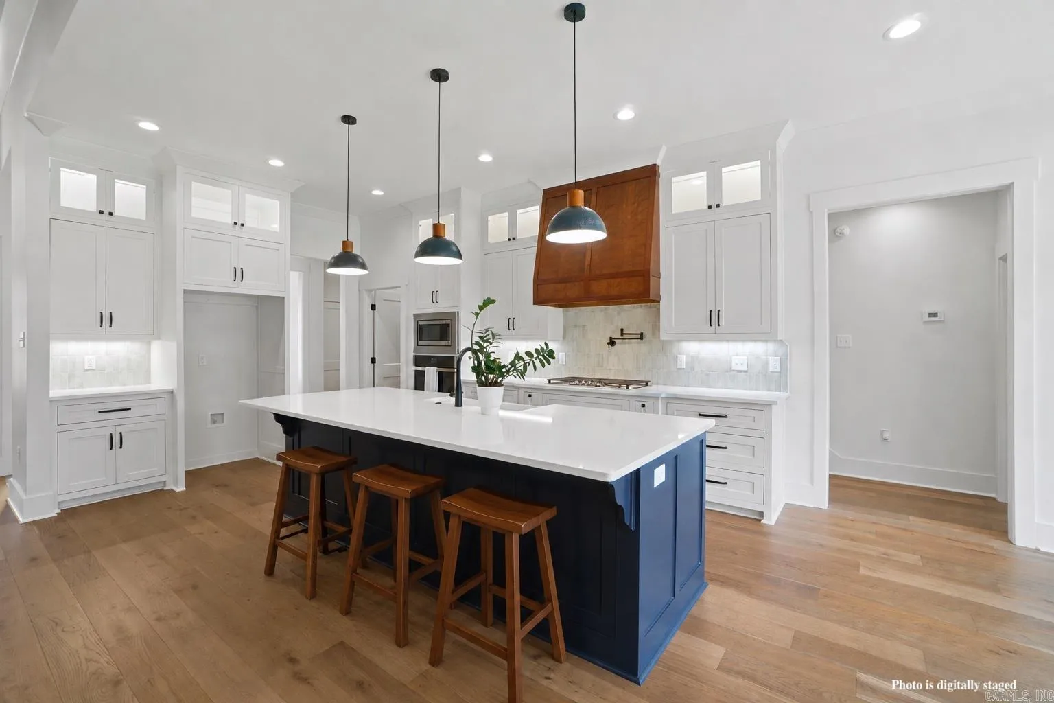 Property at 1650  Dolphin - Image 11