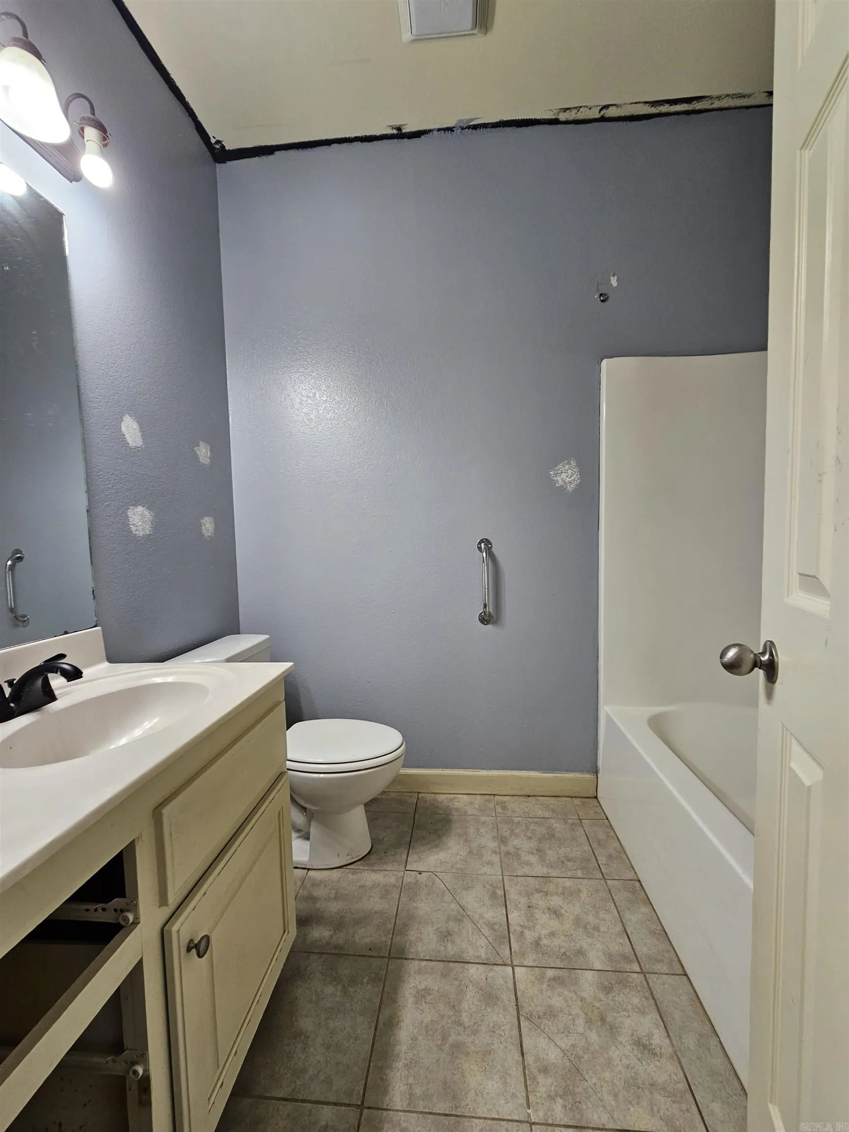 Property at 1904  Reveille - Image 18
