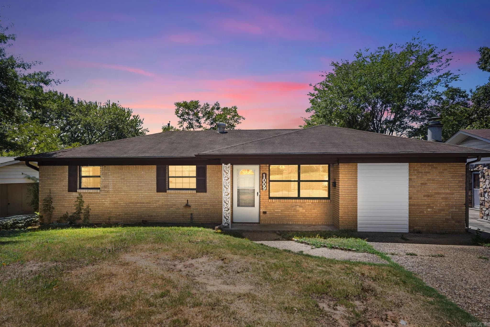 Property at 1009 W 52nd - Image 2