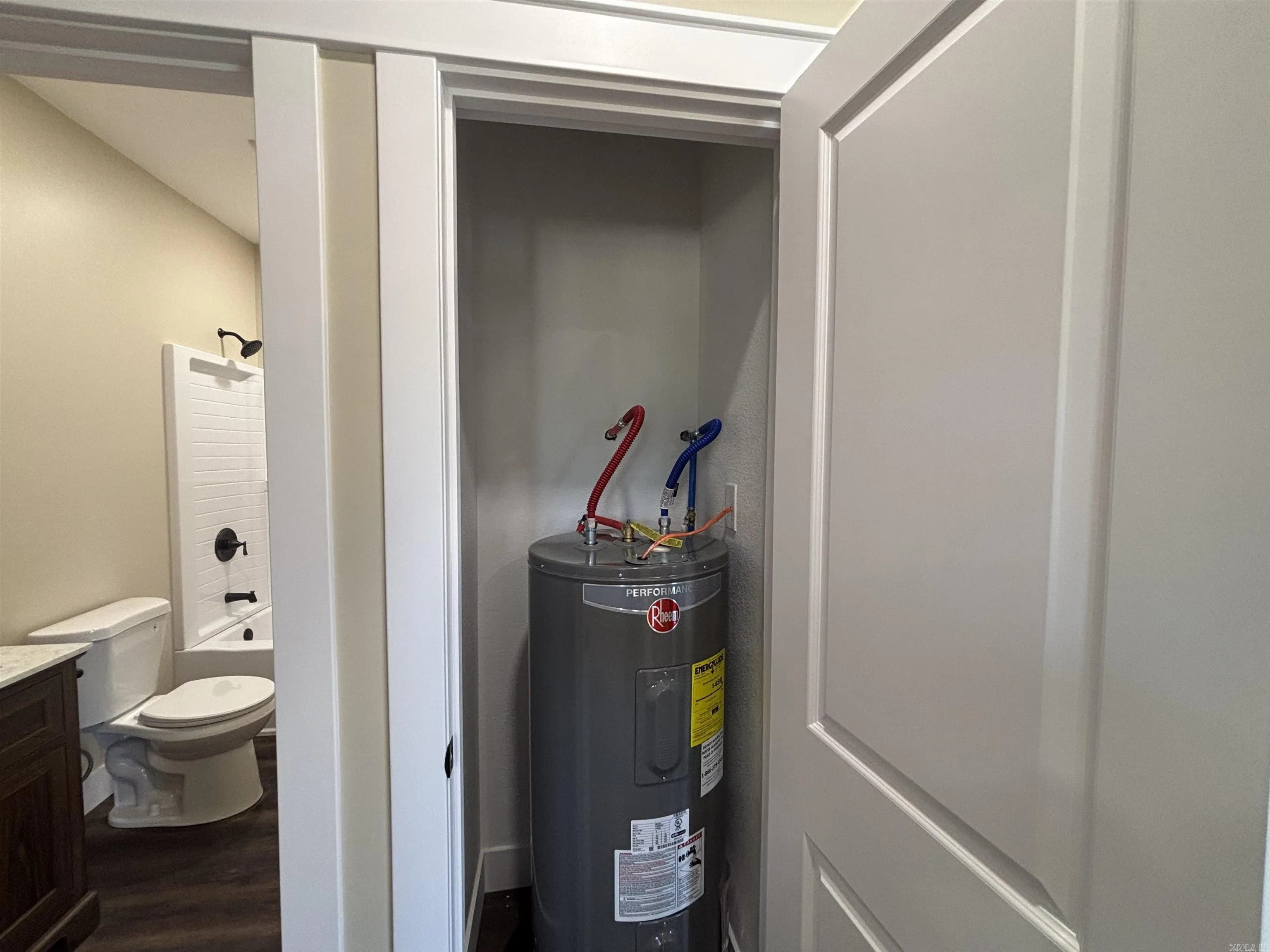 Property at 180  Cedar meadow - Image 40