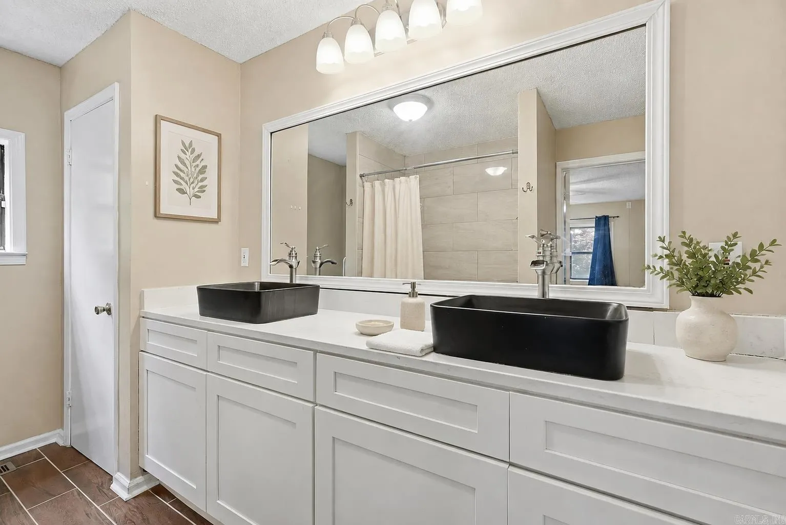 Property at 5906  Karen drive - Image 9