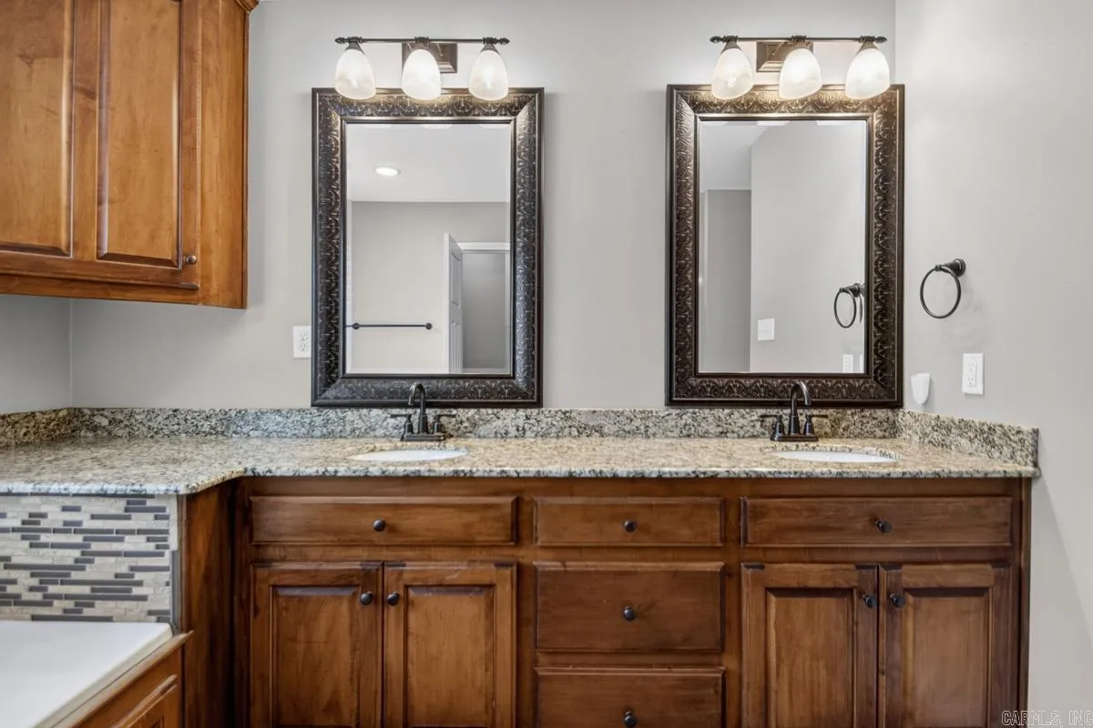 Property at 1002  Nature way - Image 15