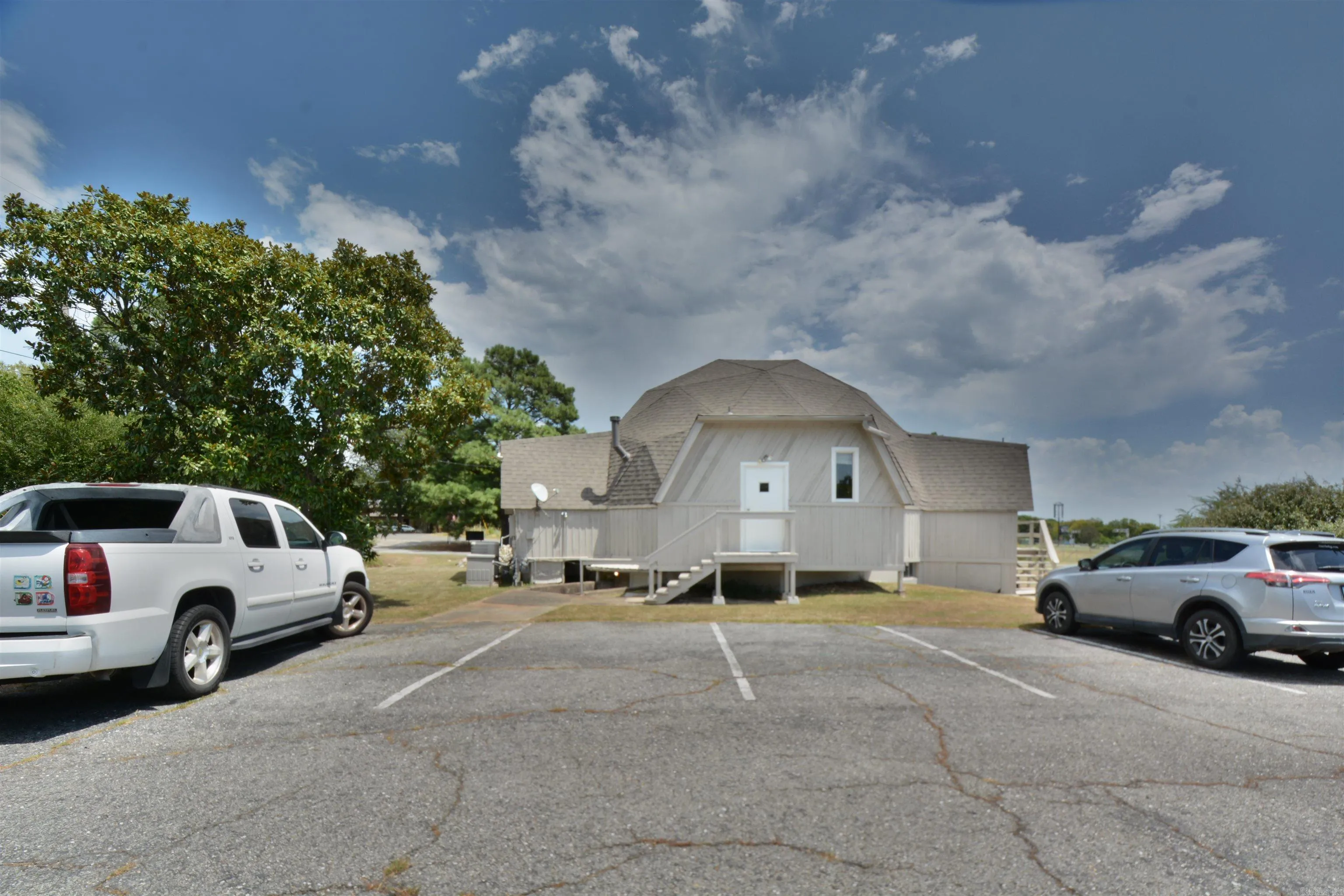 Property at 101  Doris - Image 8