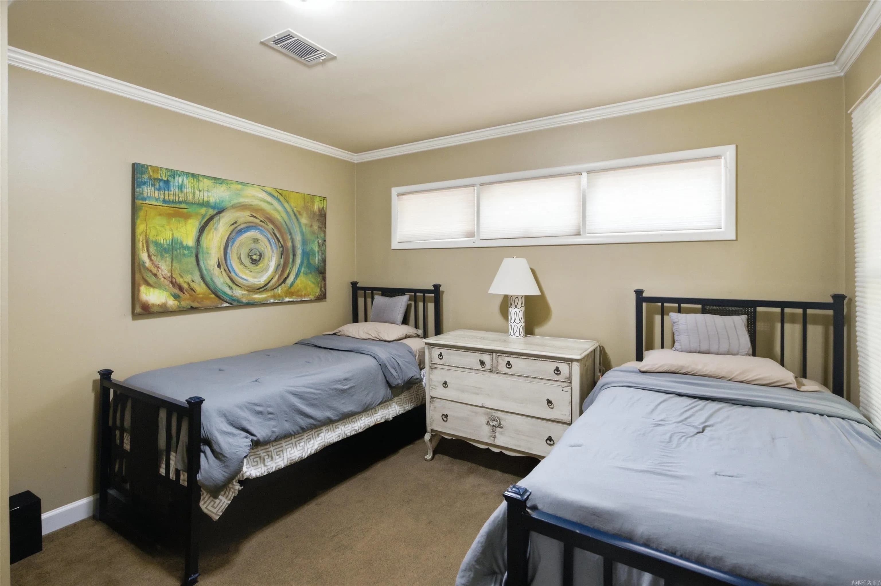 Property at 607  Melody - Image 31