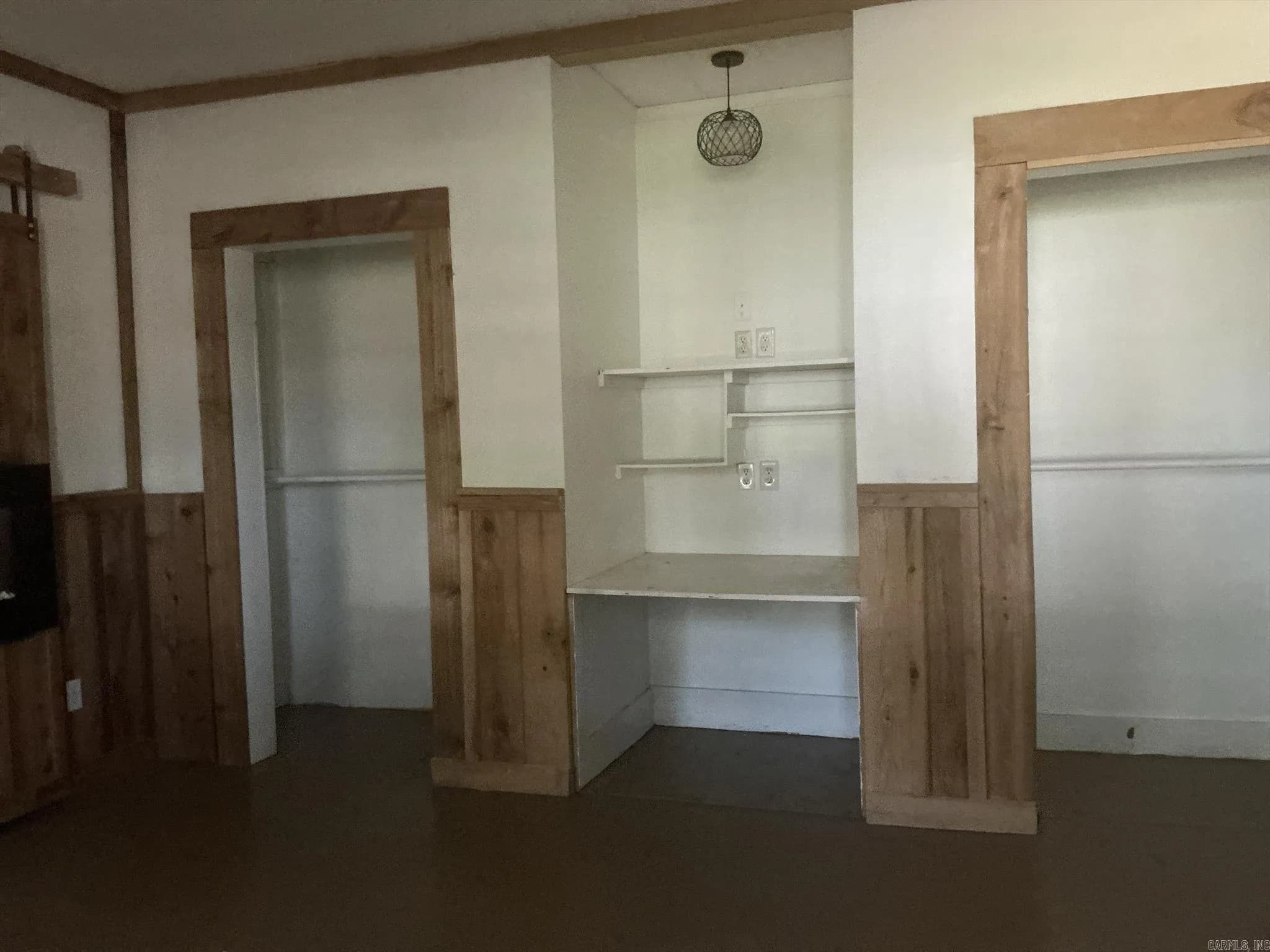 Property at 601  Main - Image 14