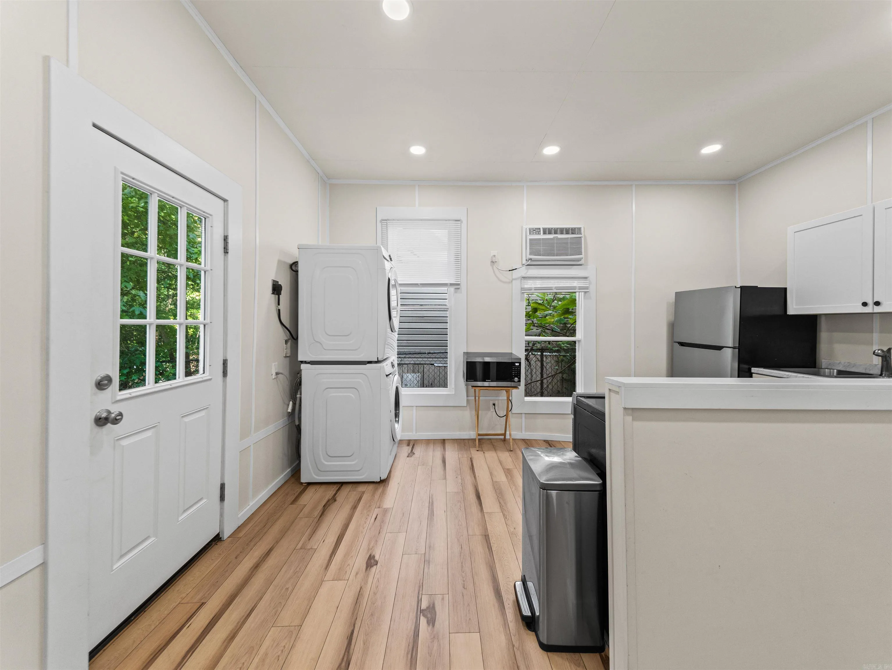 Property at 115  Eddy - Image 39