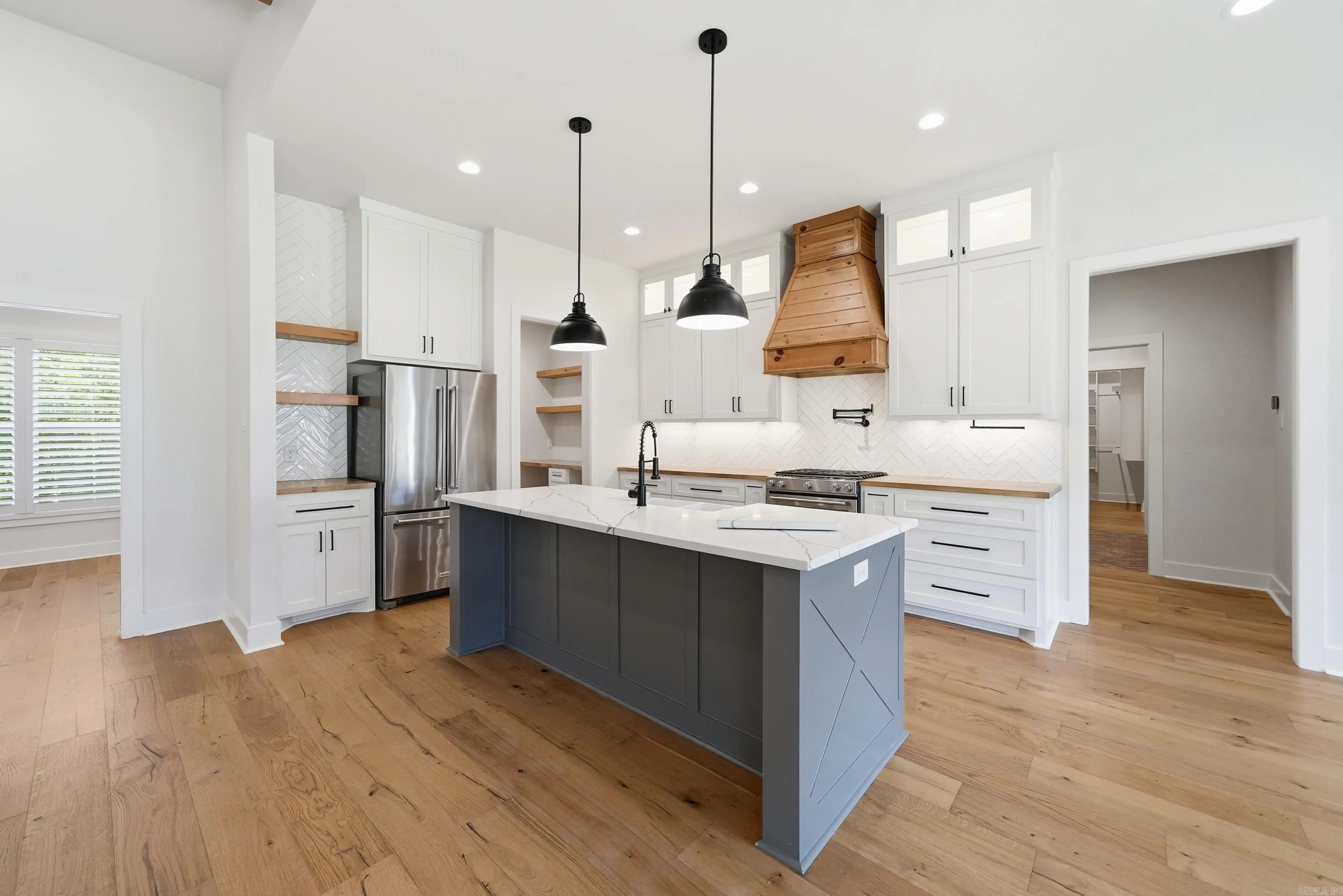 Property at 5624  Westminster - Image 8