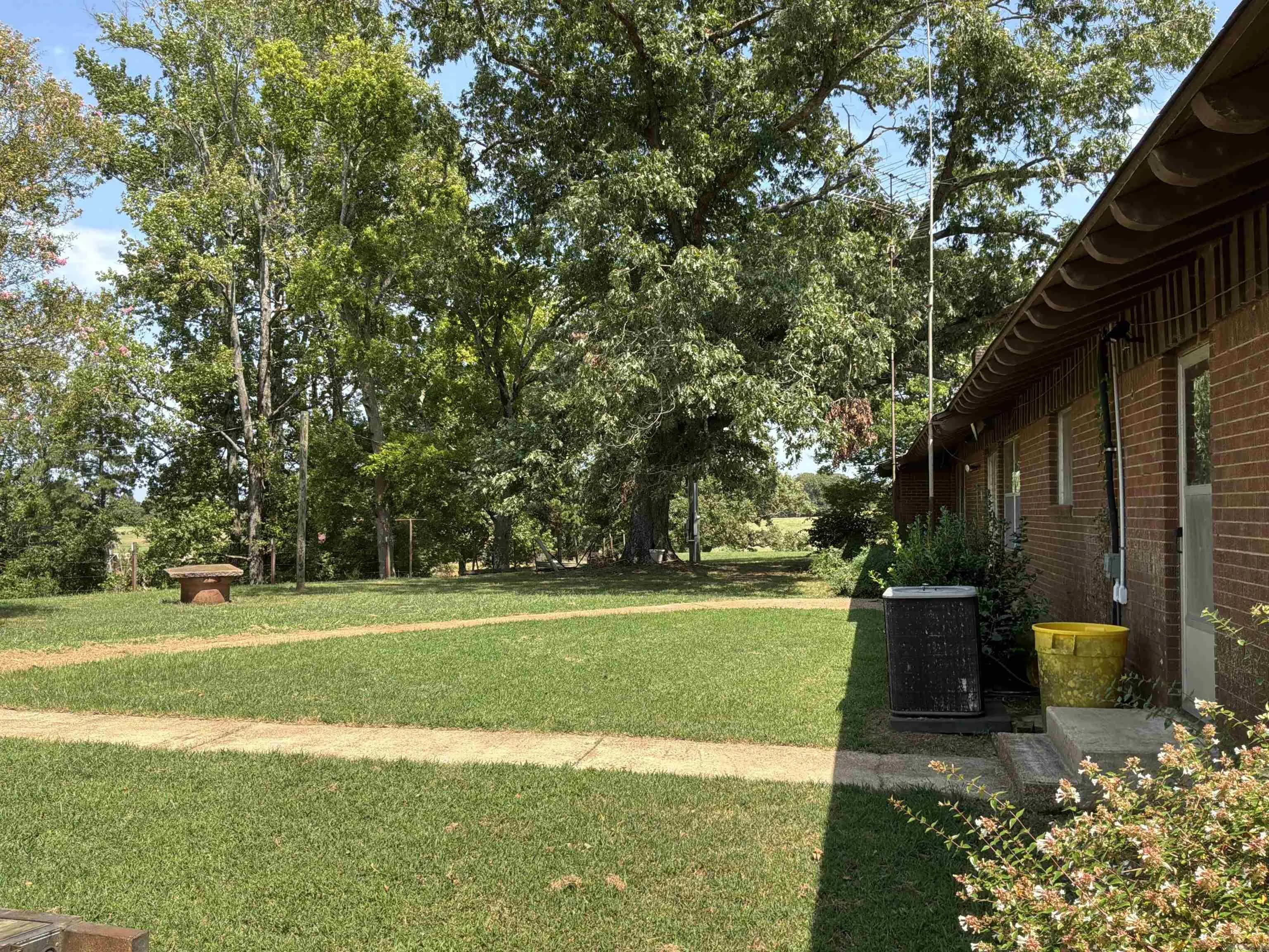 Property at 136  Fowler - Image 7
