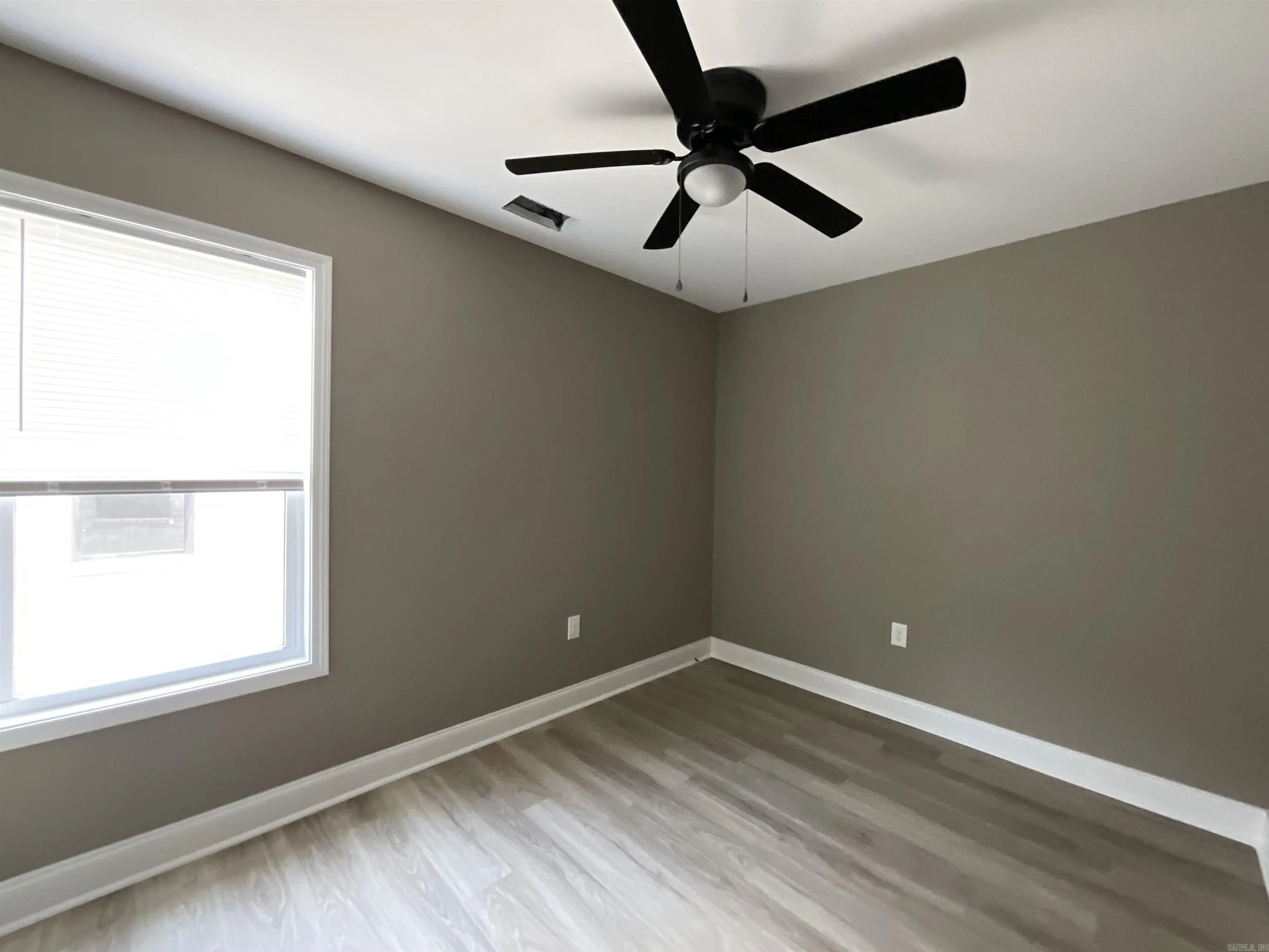 Property at 409 & 411  Church - Image 22