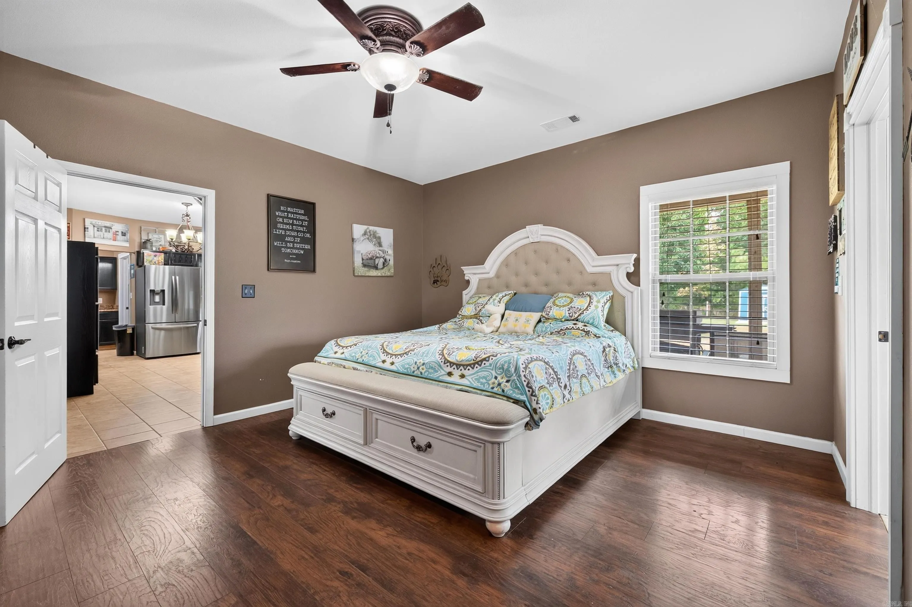 Property at 2850  Traskwood - Image 15