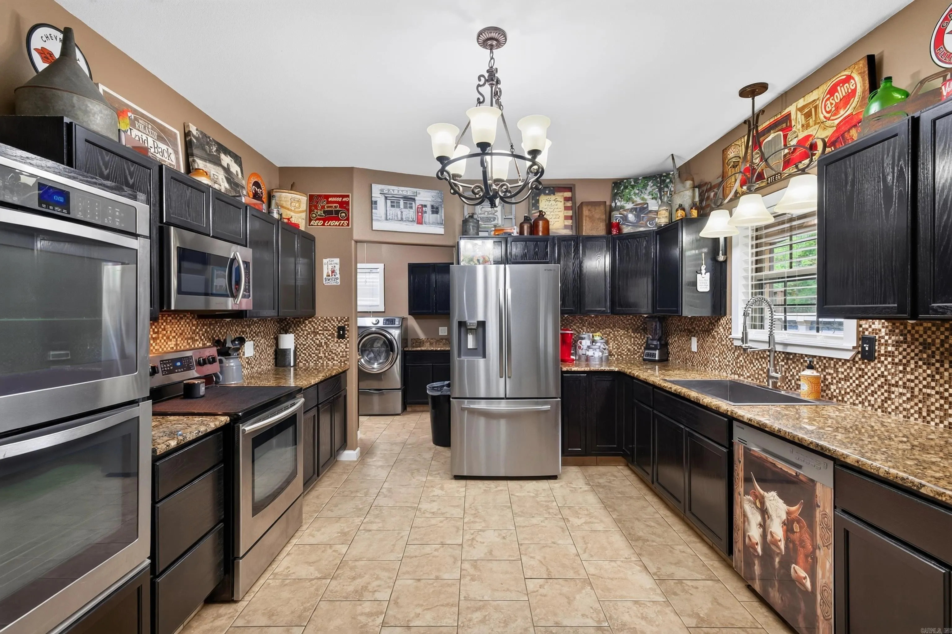 Property at 2850  Traskwood - Image 14