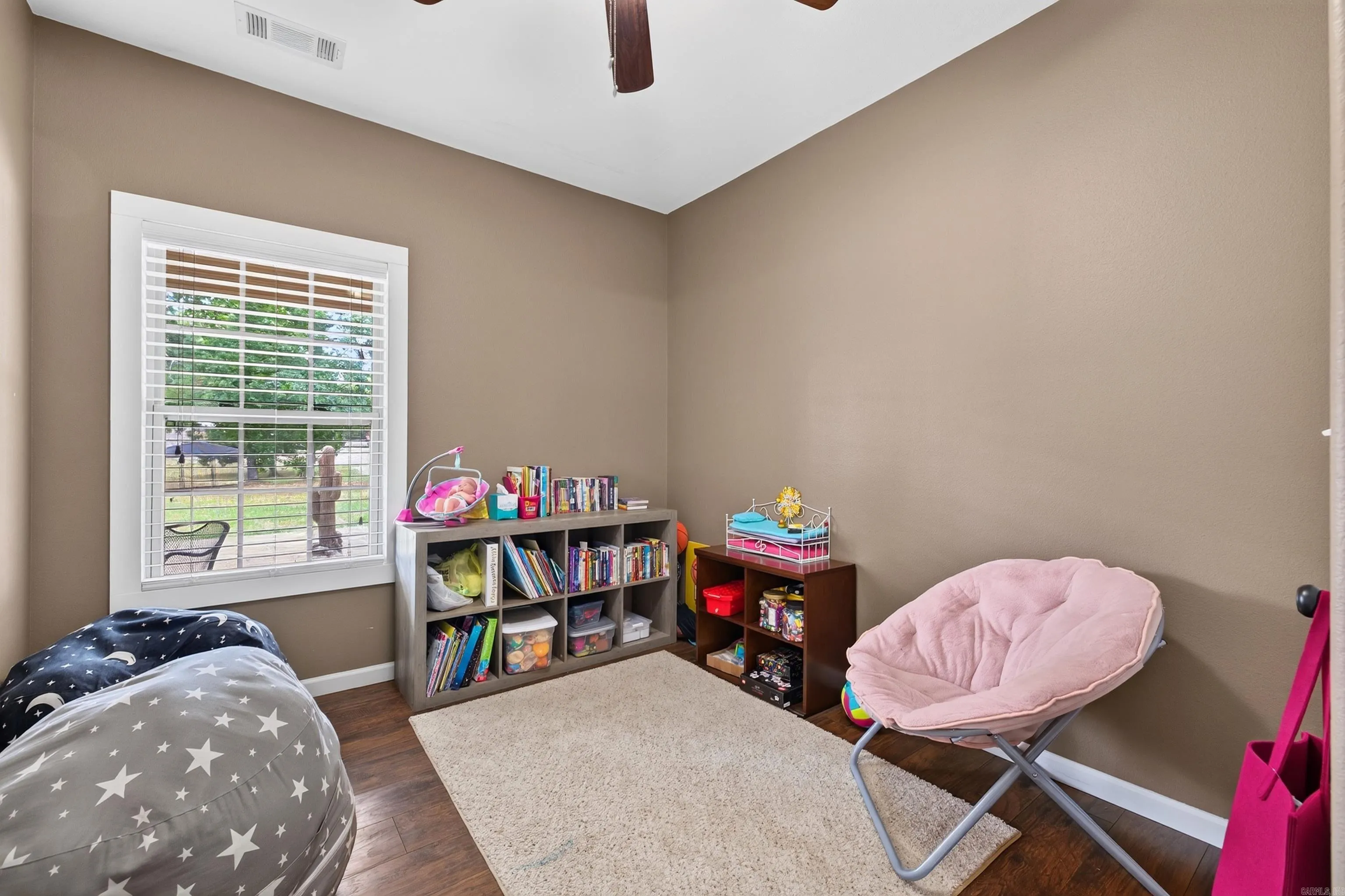 Property at 2850  Traskwood - Image 22