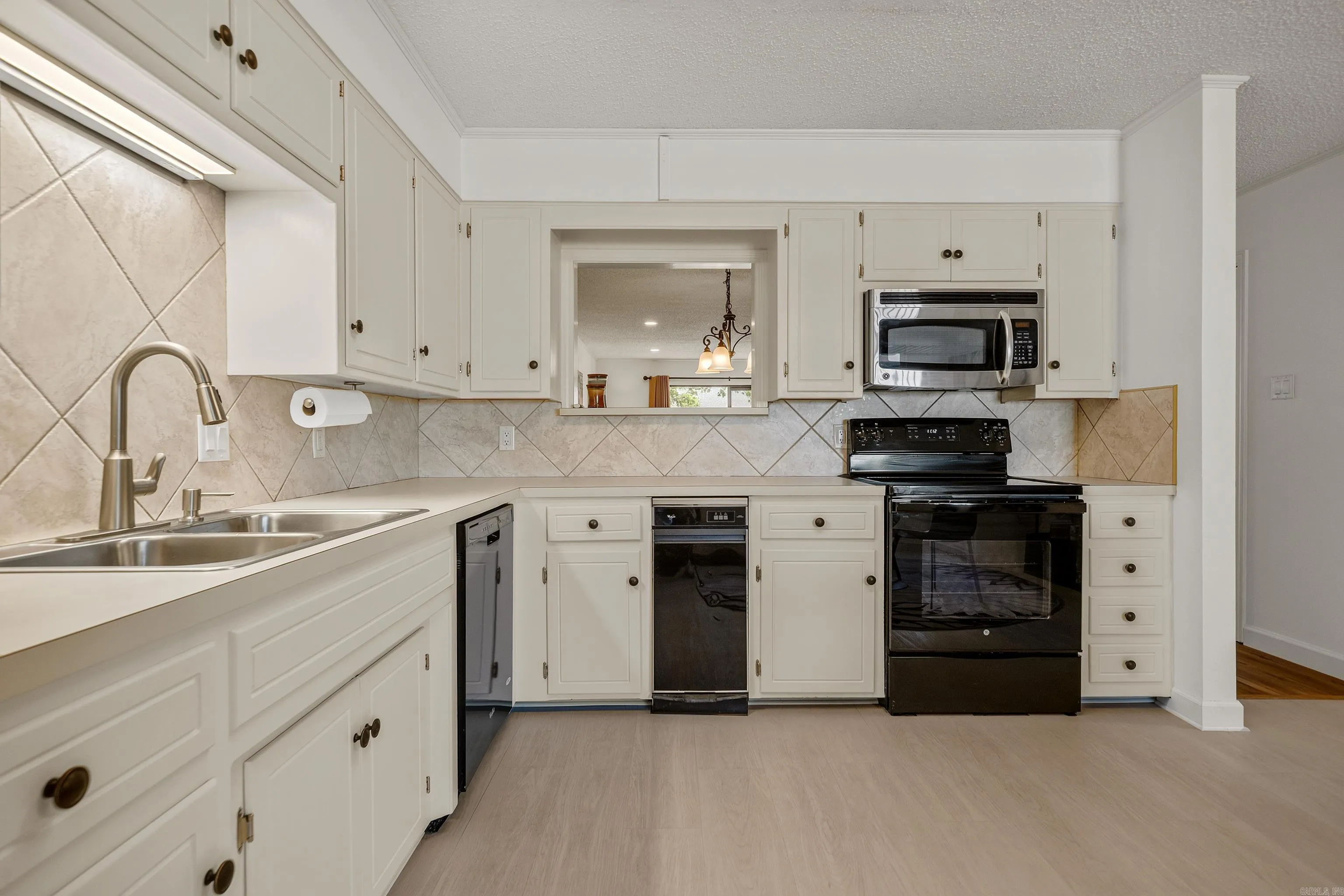 Property at 109  Indian hills, B5 - Image 14
