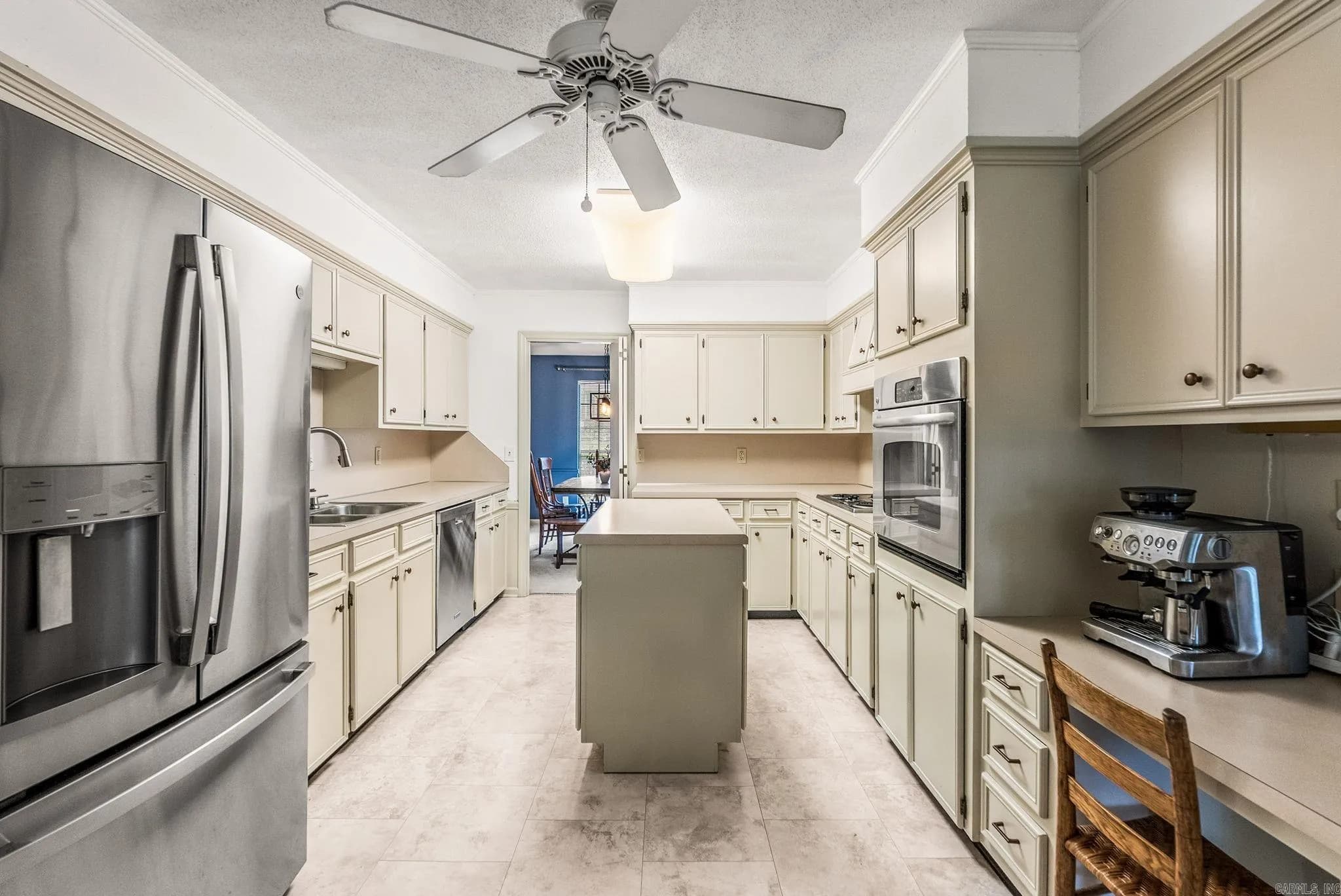 Property at 10611  Crestdale - Image 15