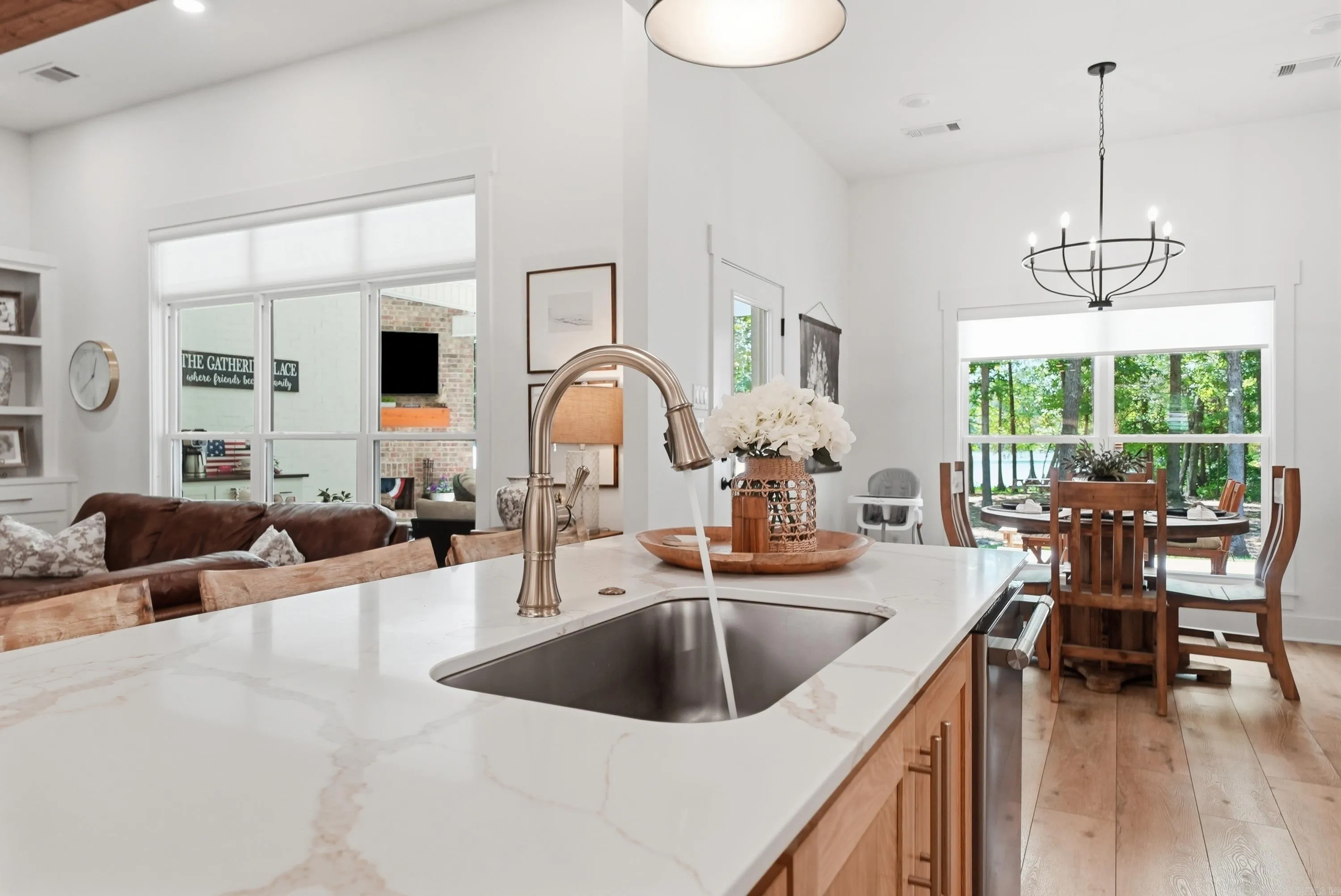 Property at 11 E Lucille - Image 24