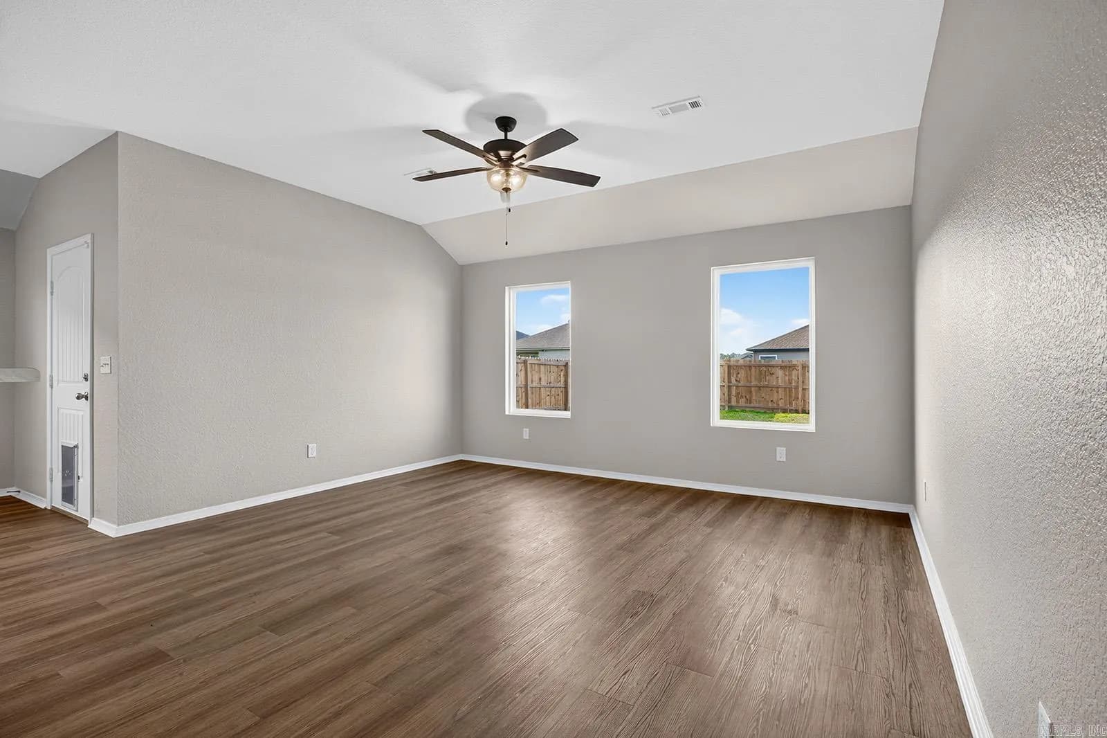Property at 50  Sarah alyse - Image 3