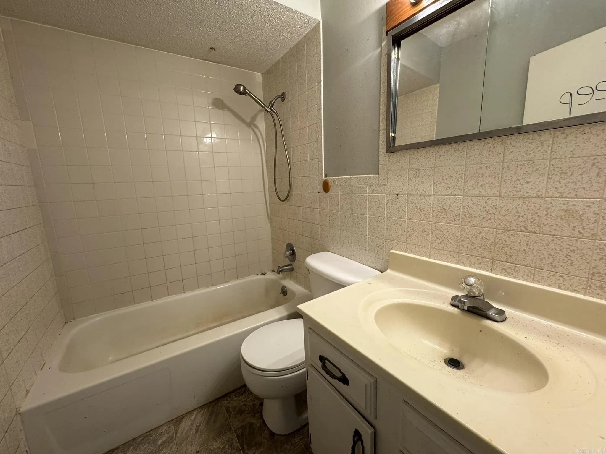 Property at 870  Cannie baker - Image 6
