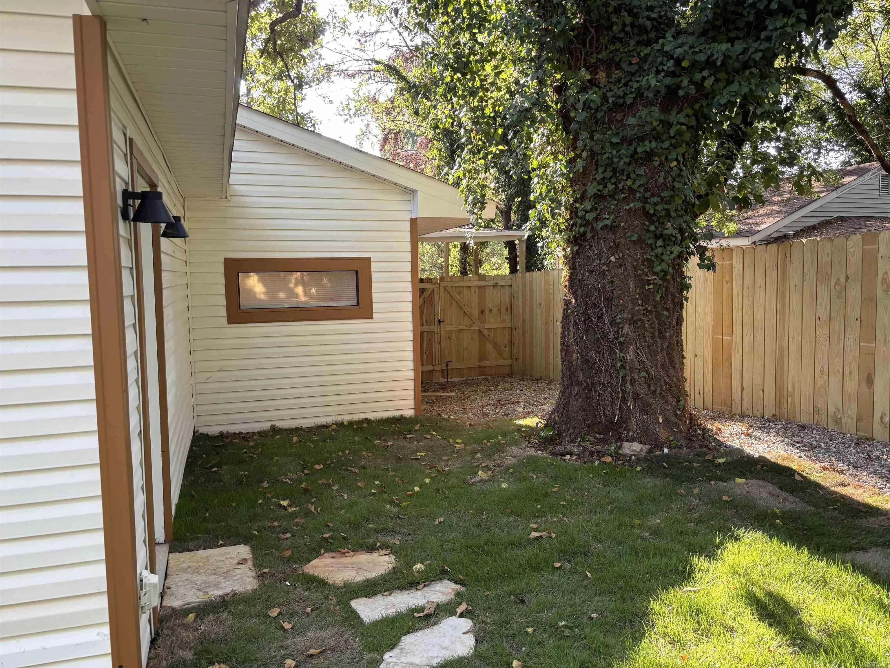 Property at 300  Brenda - Image 6